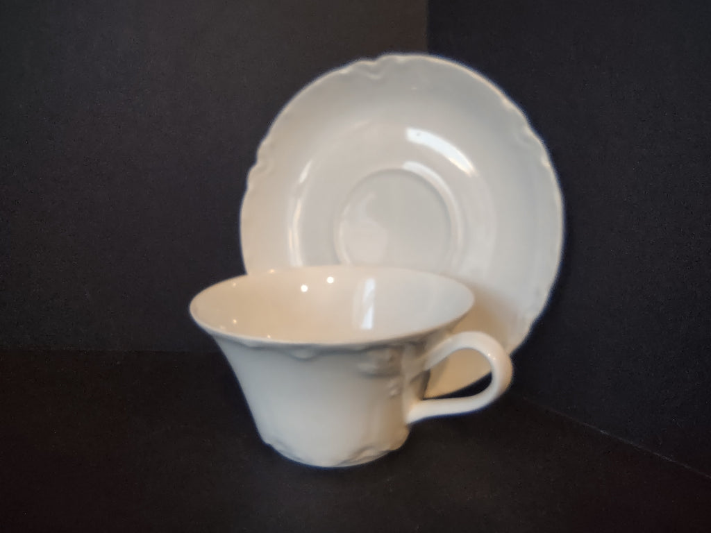 Haviland France Limoges Bouillon Cup Saucer White (lot 1037)