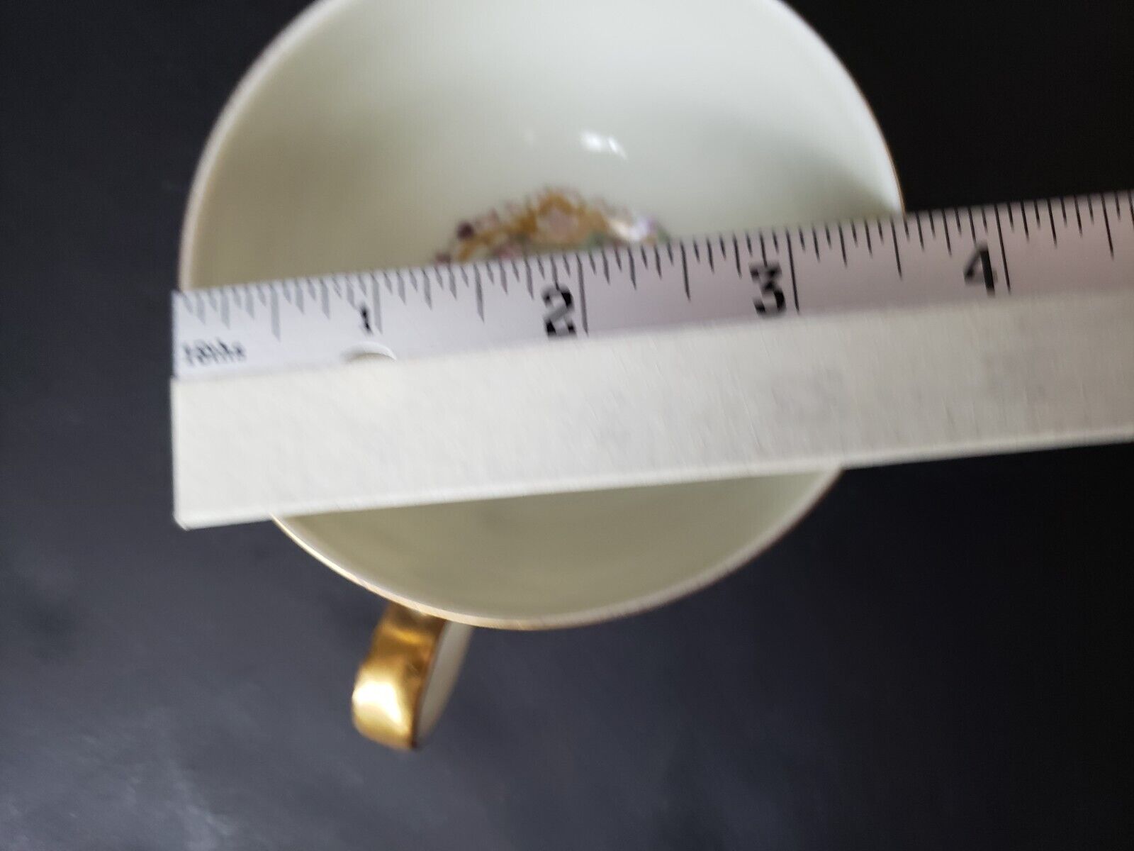 Haviland Limoges France Teacup Gold Trim Shamballe Fruit Rose Garland (lot 619)