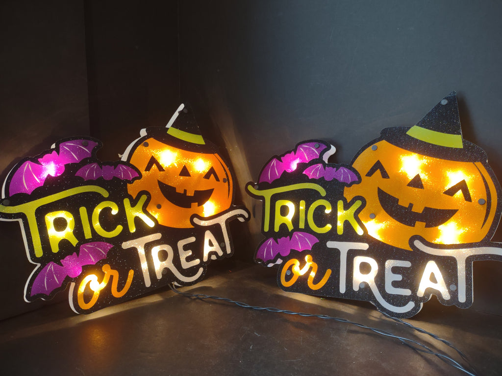 Set of 2 Halloween Trick or Treat Window Sign Light Decor Pumpkin (lot 3270j)