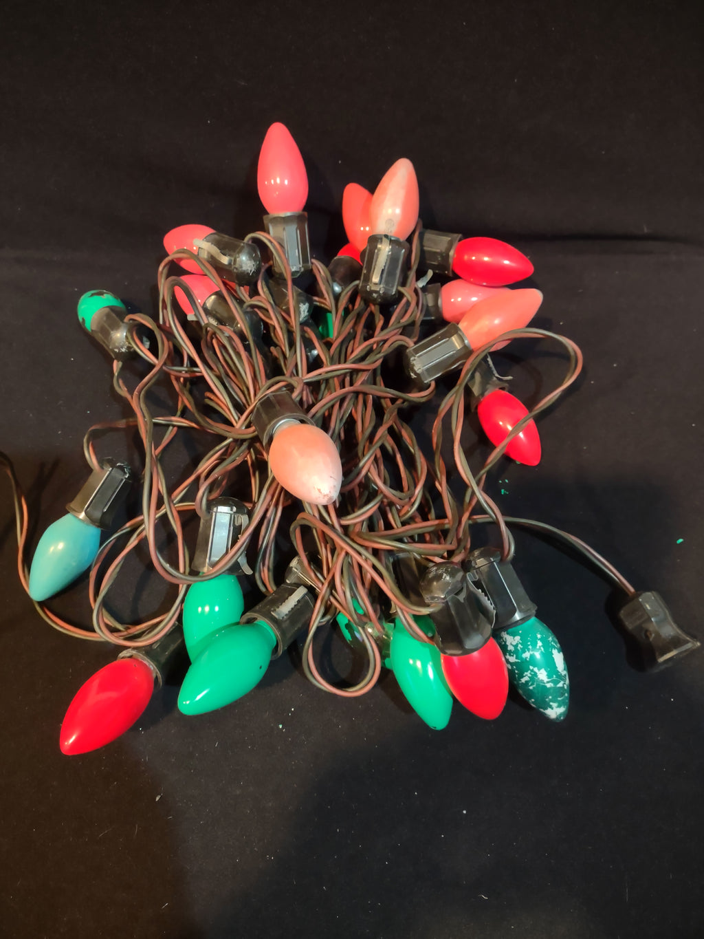 Christmas String Lights Vintage 25 Socket C9 Bulbs Works Paramount (lot 3284)