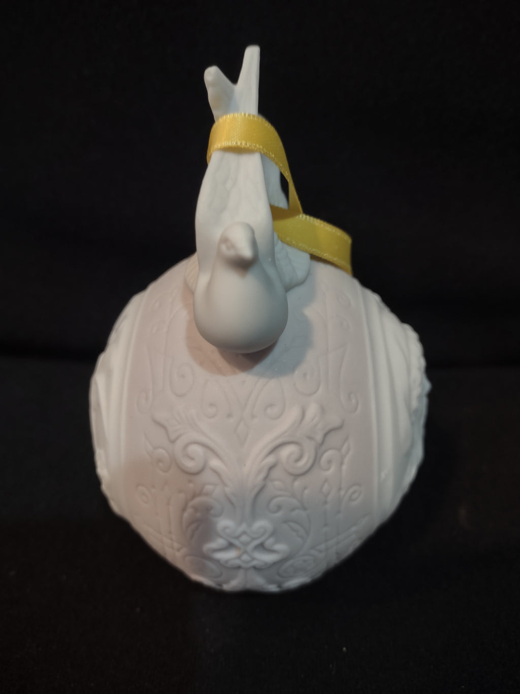 Vintage Christmas 2003 Collectible Lladro Turtle Doves Candle Ornament (Lot 4097