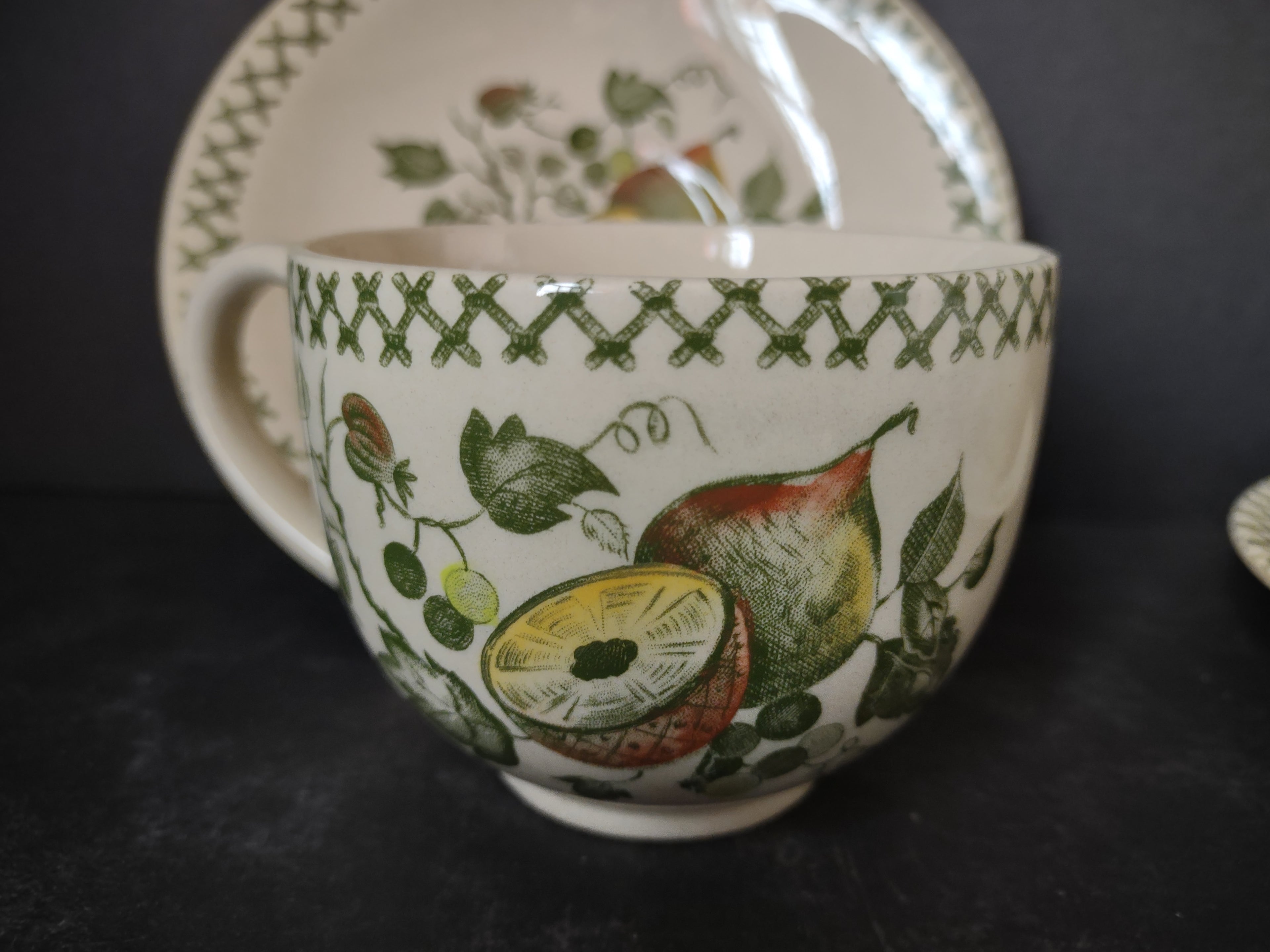 Johnson Bros Arbor Teacup & Saucer Staffordshire Old Granite Ironstone (lot 5574