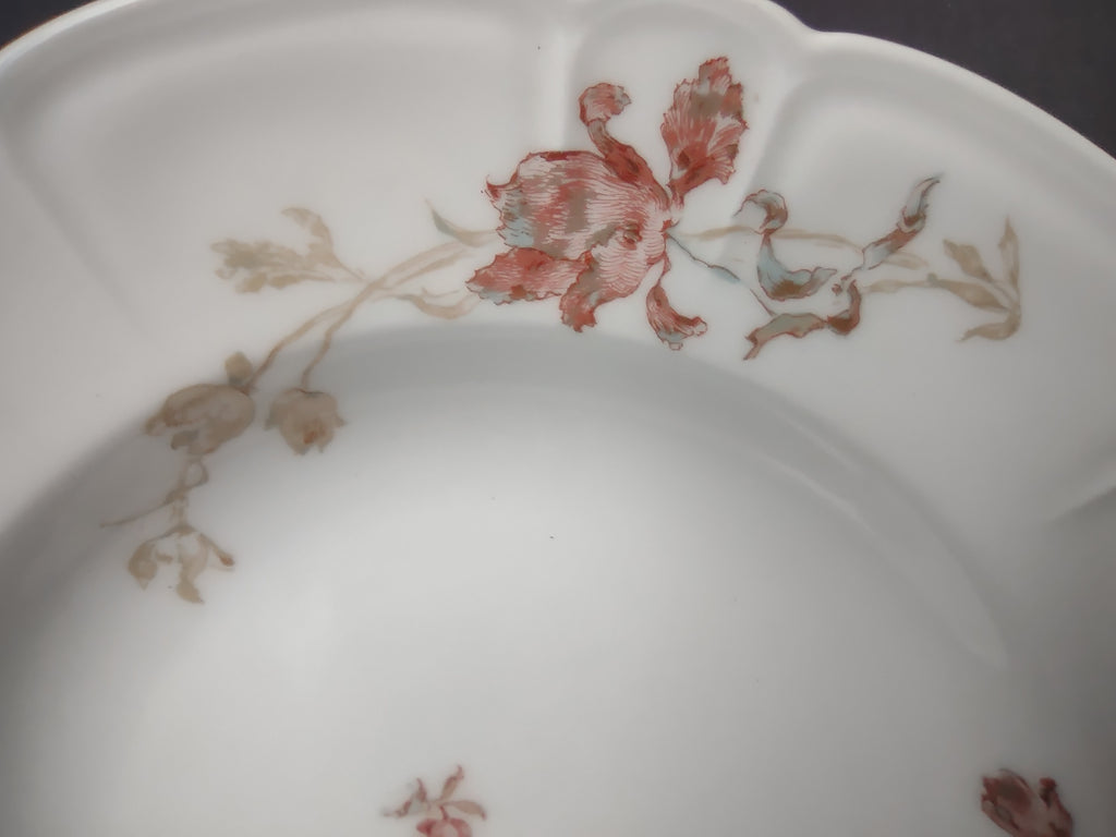 Antique Haviland Limoges Blue Red Flower Soup Plate 9" (lot 957)