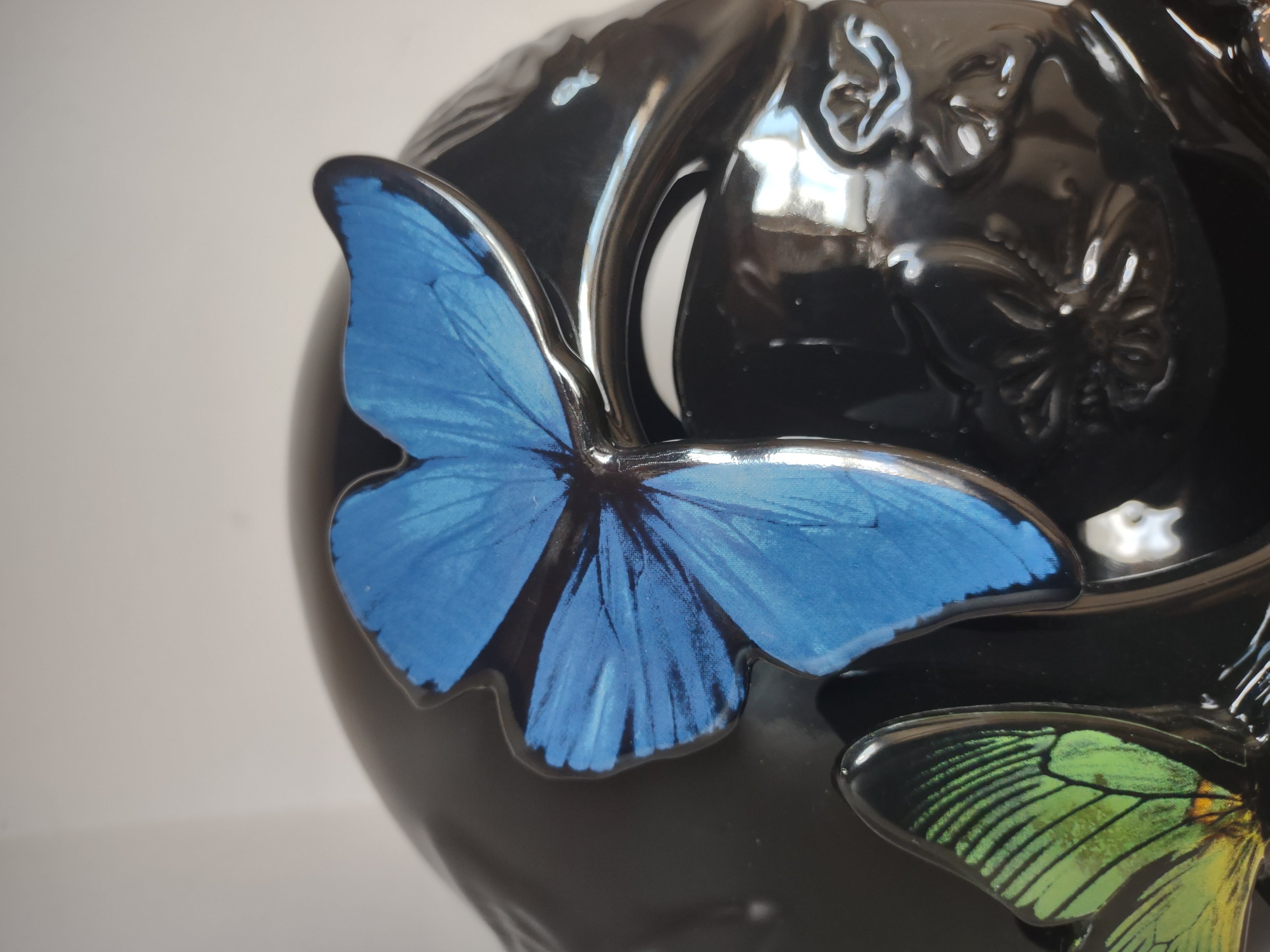 Vintage Wings of Wonder Fountain Harold Feinstein Handmade Porcelain (lot 3030t)