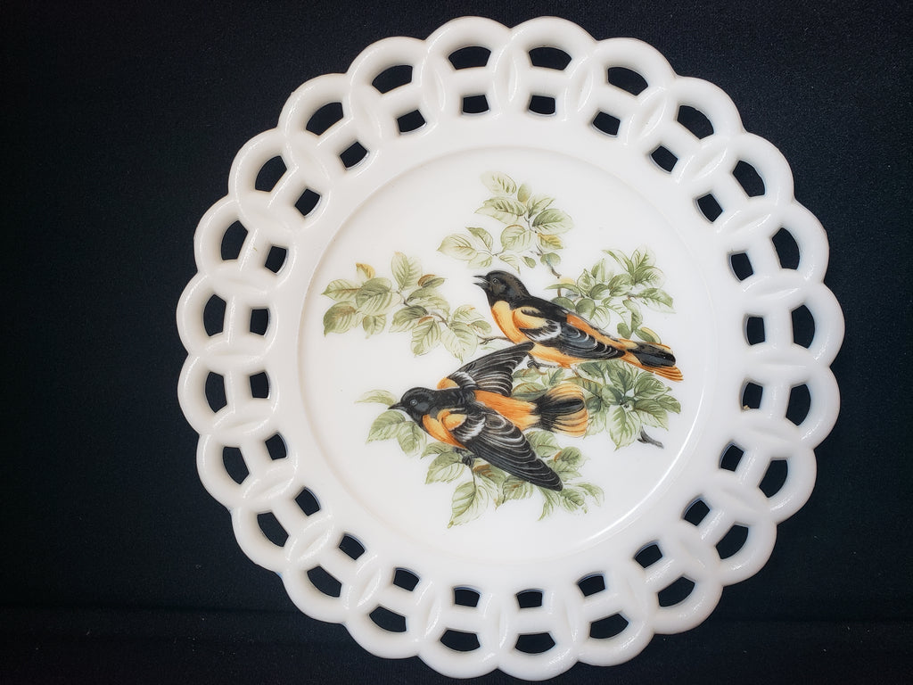 Vintage Kemple Birds Motif Milk Glass Wall Plate (lot 2190)
