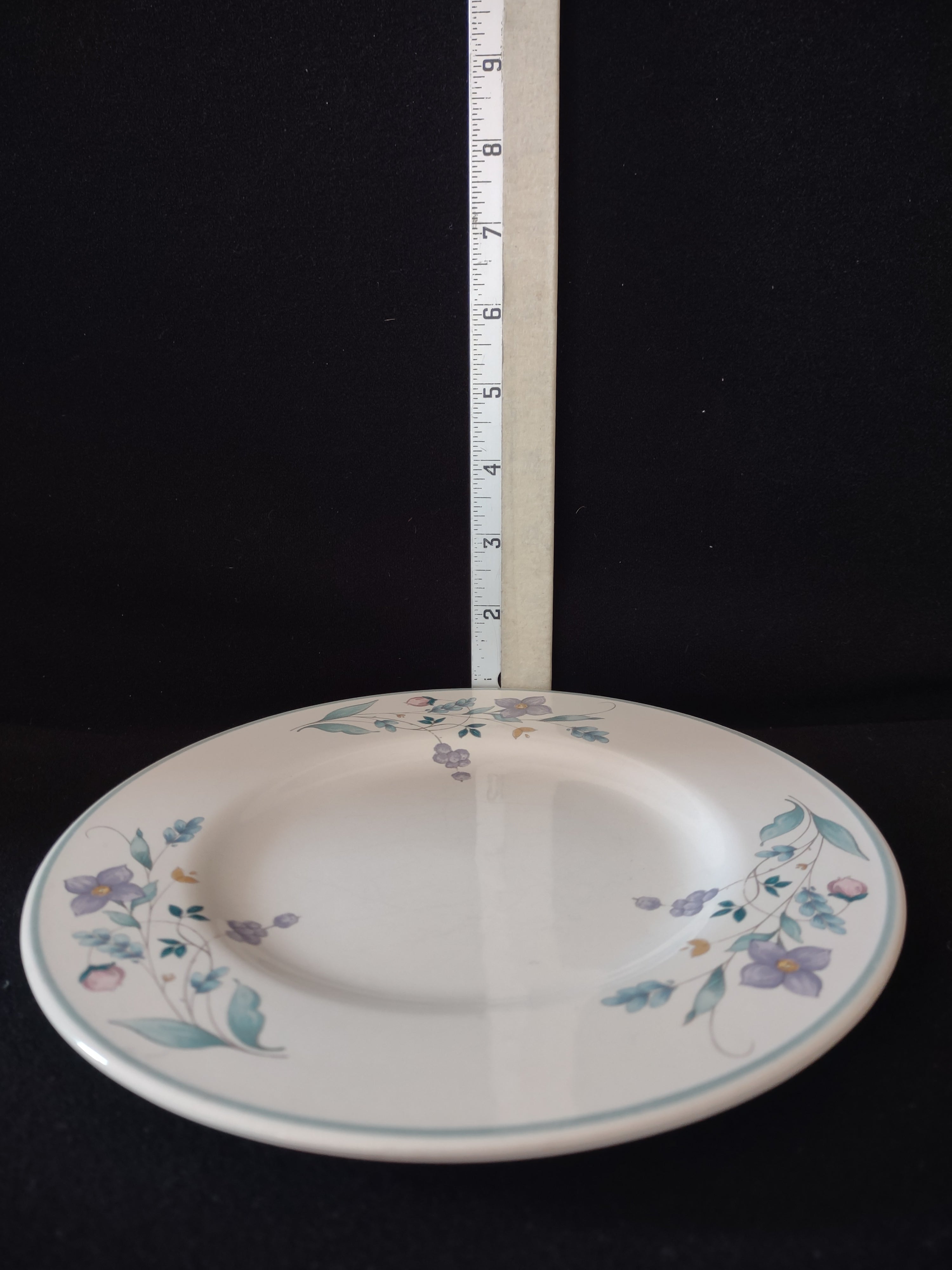 Vintage Pfaltzgraff 2 x Dessert Plates April Flowers Pink Lavender 8" (Lot 5027
