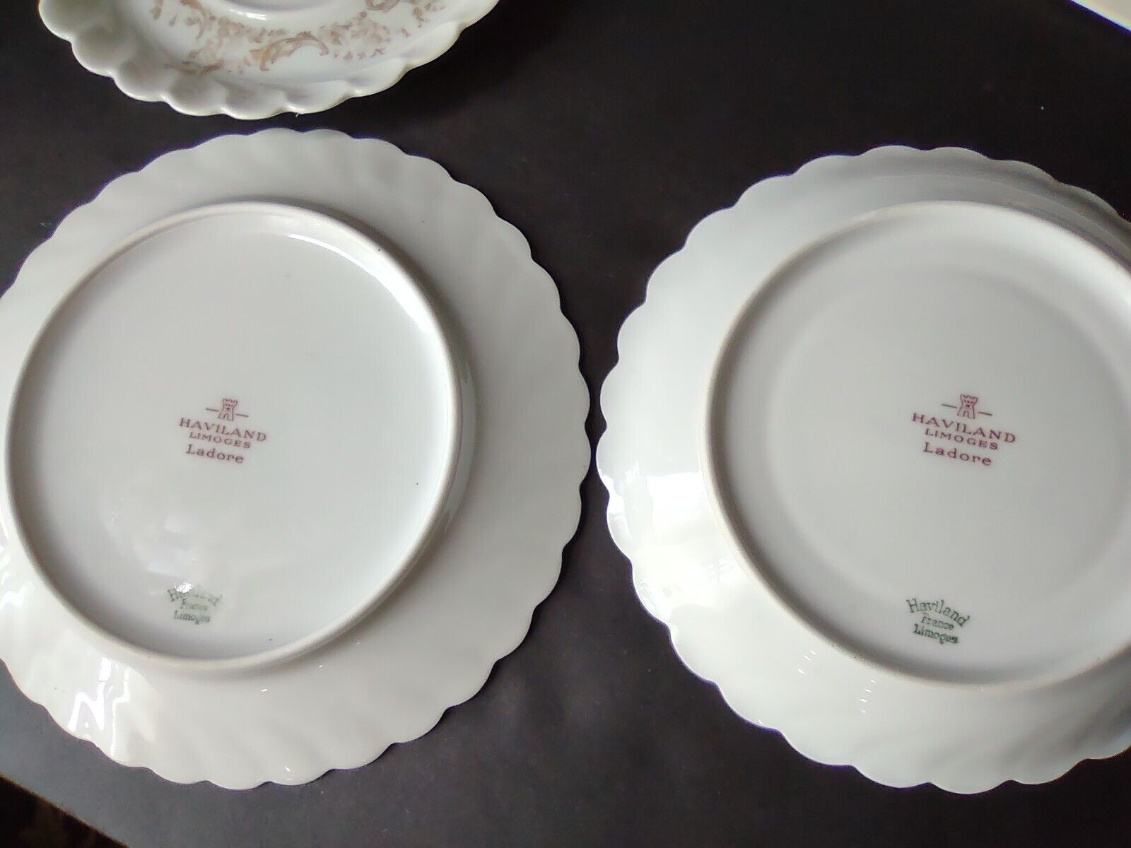 Ladore Haviland Limoges France 5 x Plate 2 x Saucer Gold (lot 563) IMPERFECT