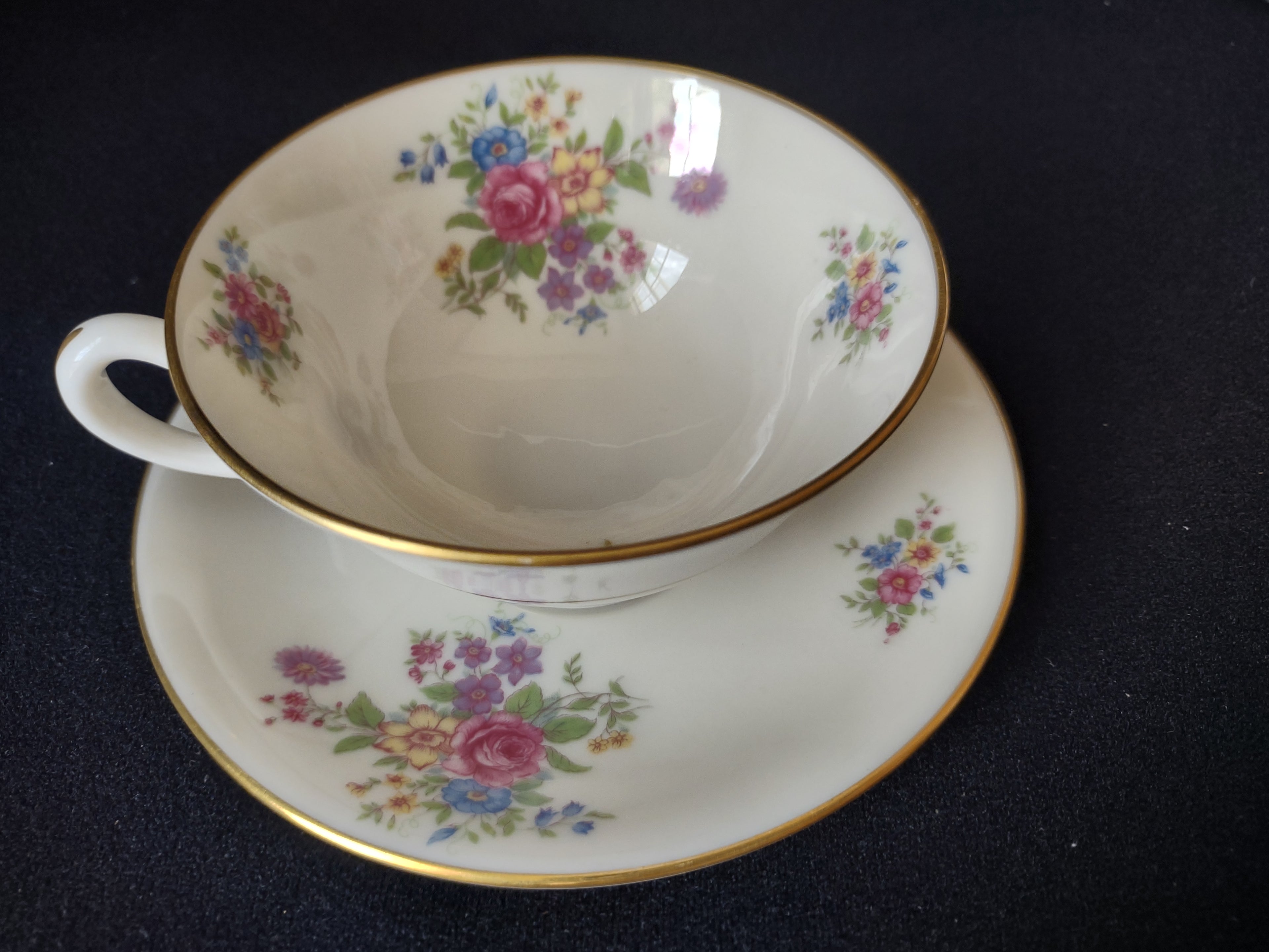 Vintage Lenox L-347 Tea Cup with Saucer Gold Trim Roses (lot 1815)