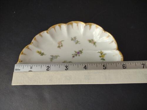 Vintage Haviland Limoges Bone Dish Flower Gold Trim (lot 785)