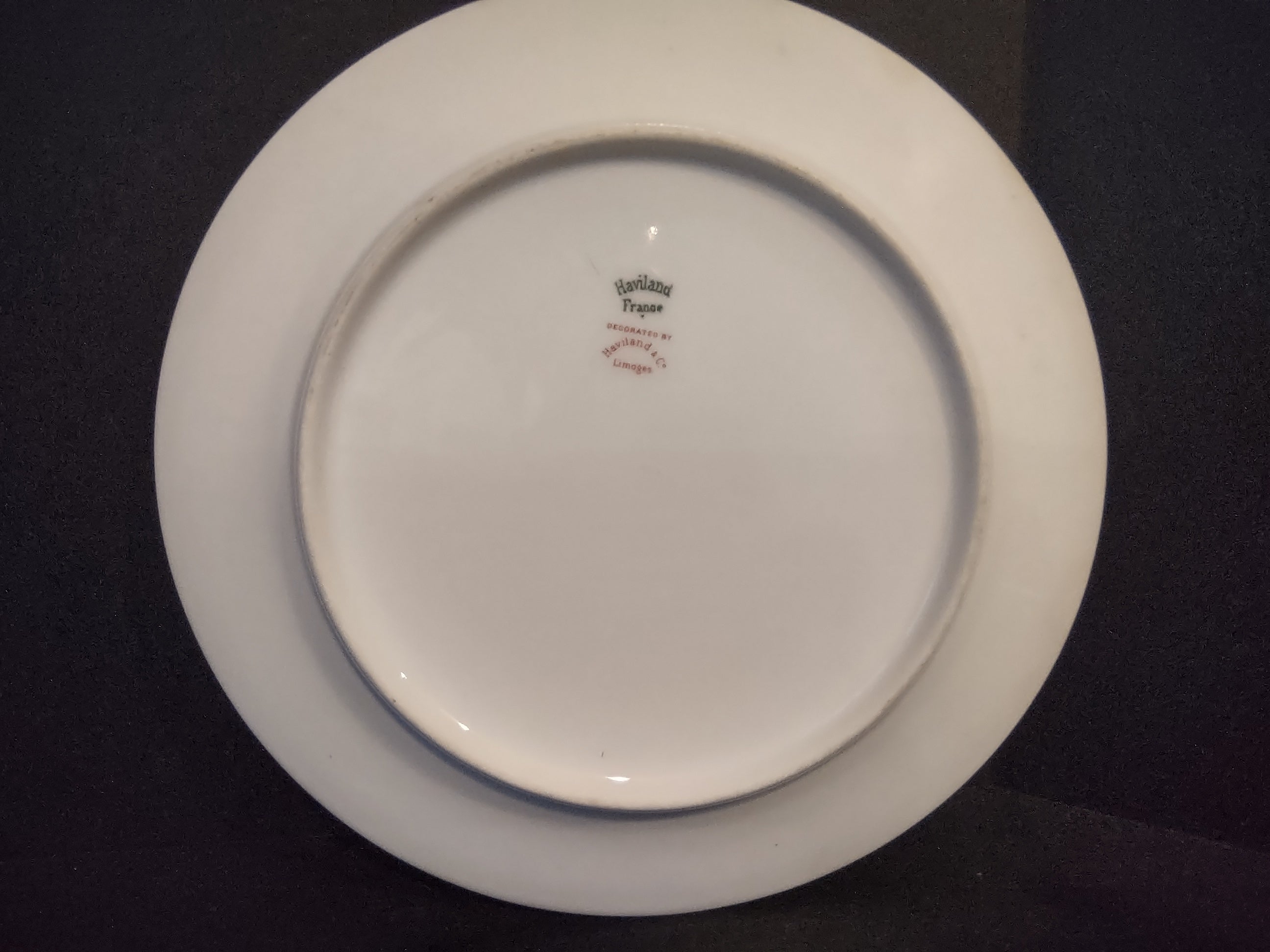 Haviland Limoges French Chic Rose Gold Trim Luncheon/Salad Plate (lot 1088)