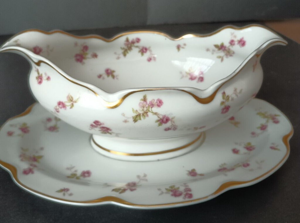 Haviland Limoges Set Vegetable Tureen Gravy Boat Gold Trim Roses (lot 372)