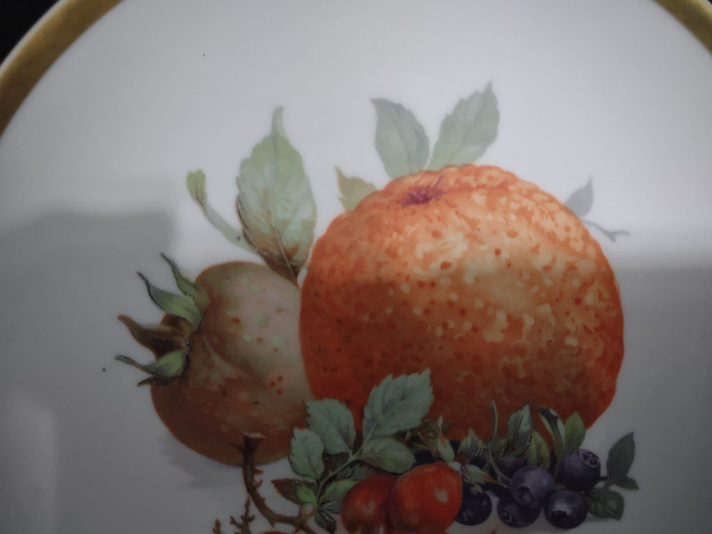 Collectible Plate Bavaria E&R Golden Crown Orchard Fake Orange Berry Fruit Design 7-3/4" # 128