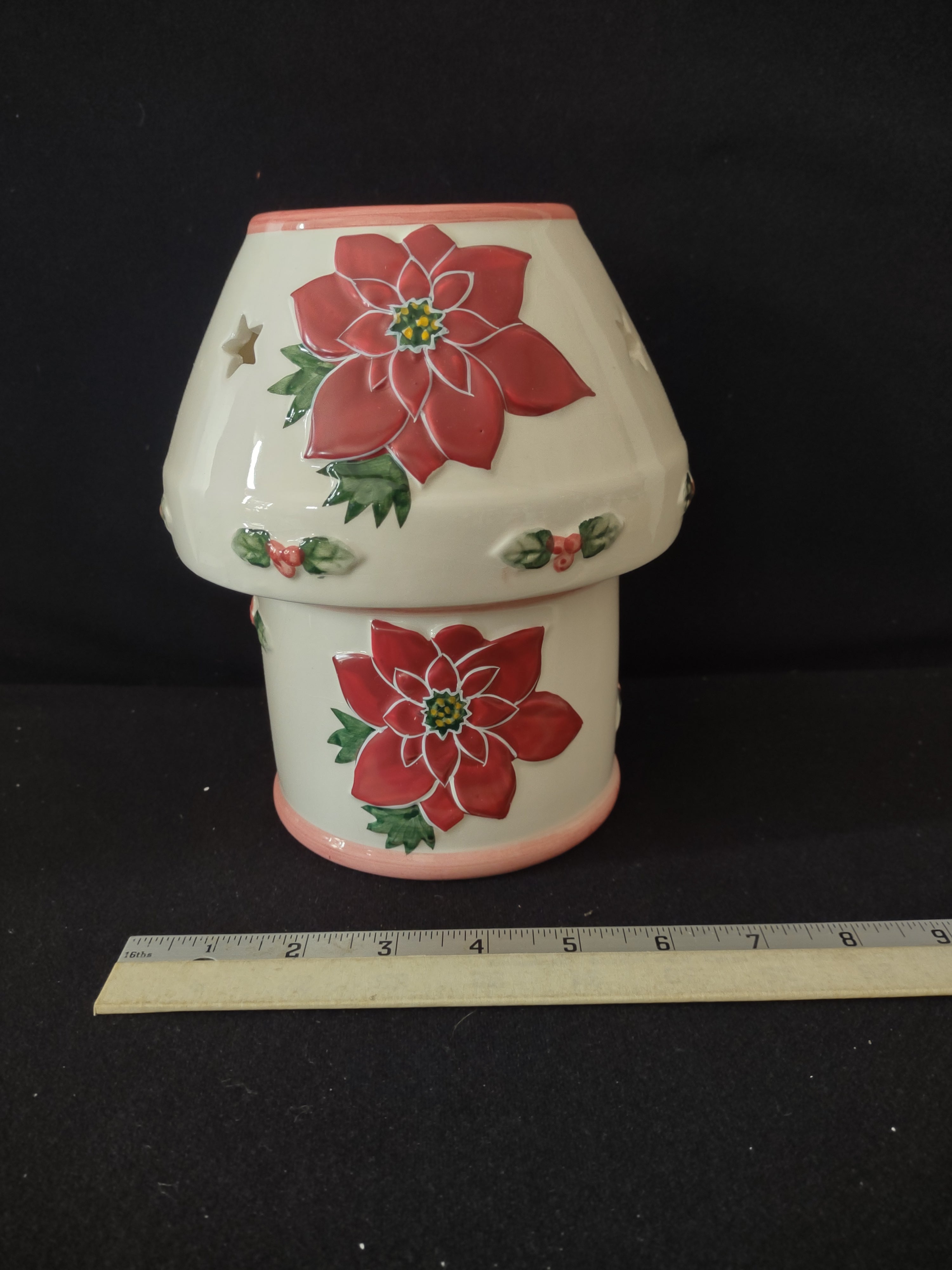 Vintage Christmas Ceramic Poinsettia Base Shade Candle Holder (Lot 3687)