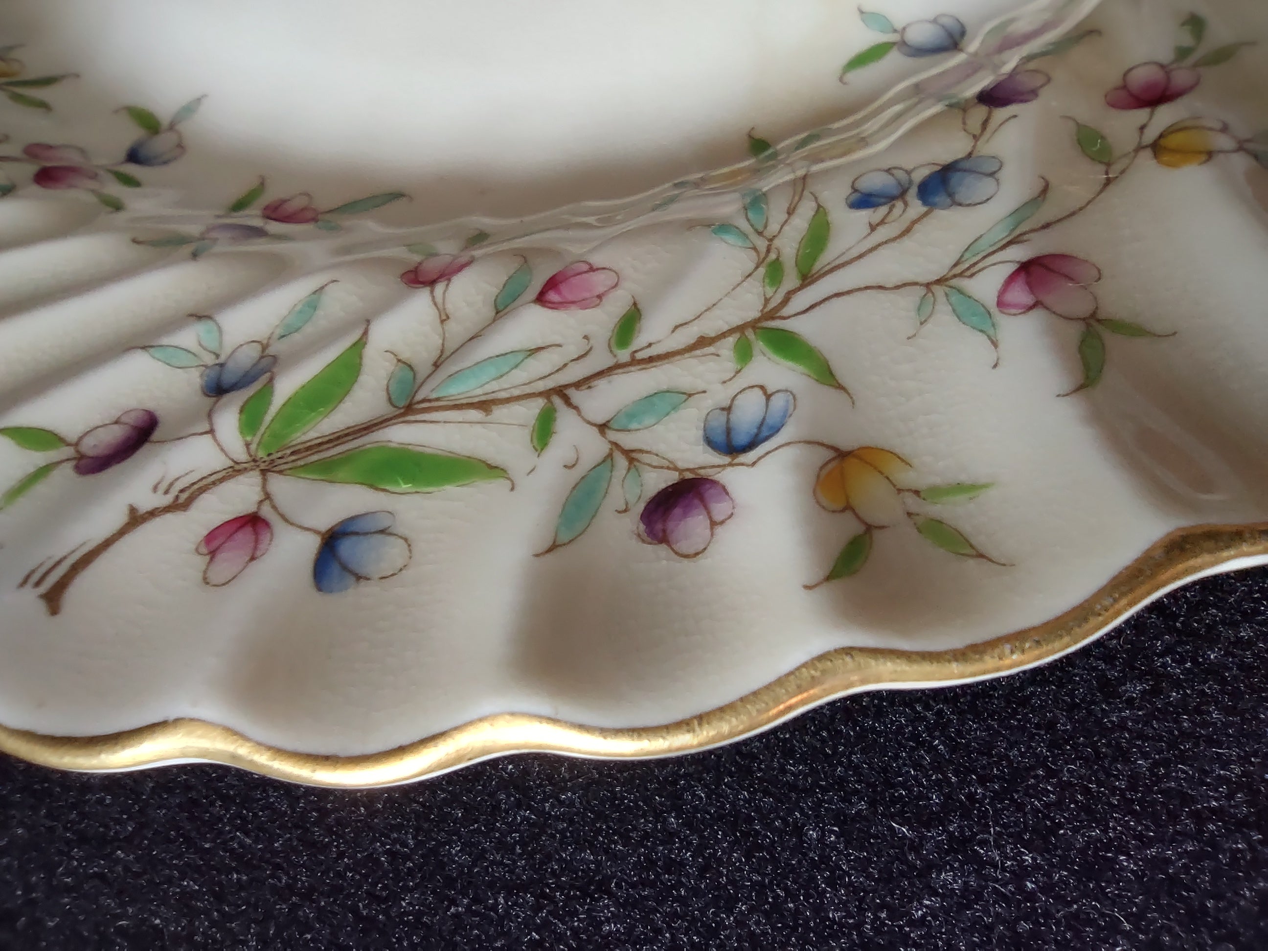 Vintage Minton Virginia Dinner Plate Bone China Floral IMPERFECT (Lot 5517)