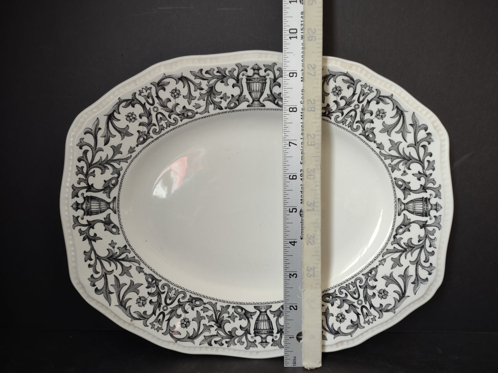 Vintage England Staffordshire Kensington Queen Ann Serving Platter (lot 5818)