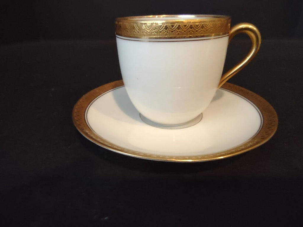Vintage Black Knight Marquise Bavaria Demitasse Cup Heavy Gold Trim (lot 512)