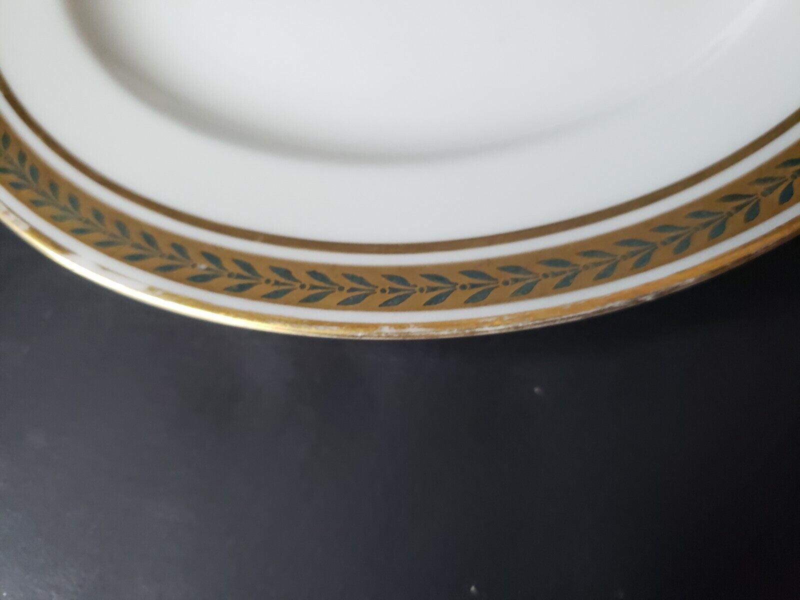 JP Limoges France Gold Trim Green Laurel Dessert Plate 7-1/2" (lot 599)