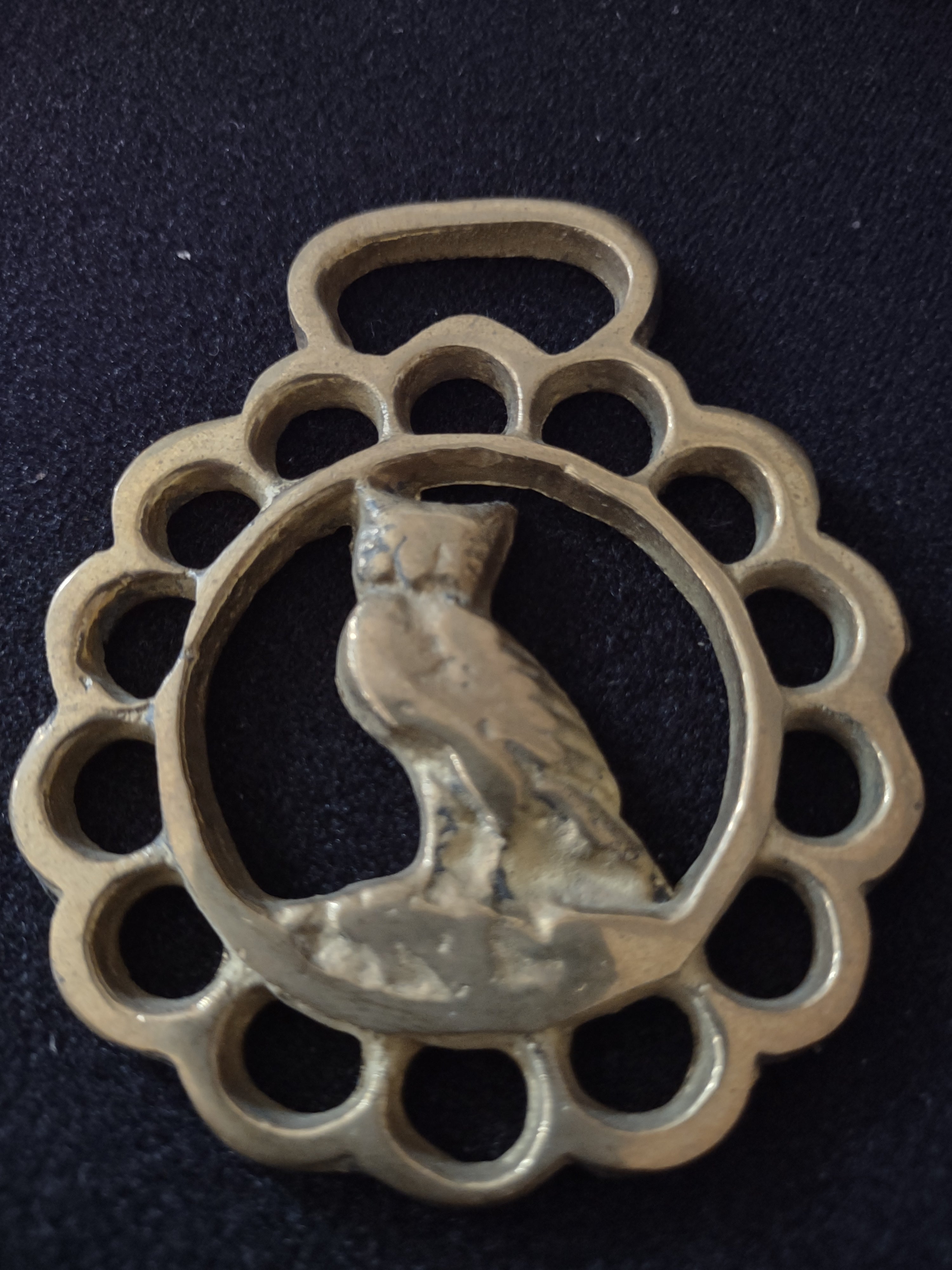 Vintage Brass Horse Harness Medalion Owl (lot 2986c)
