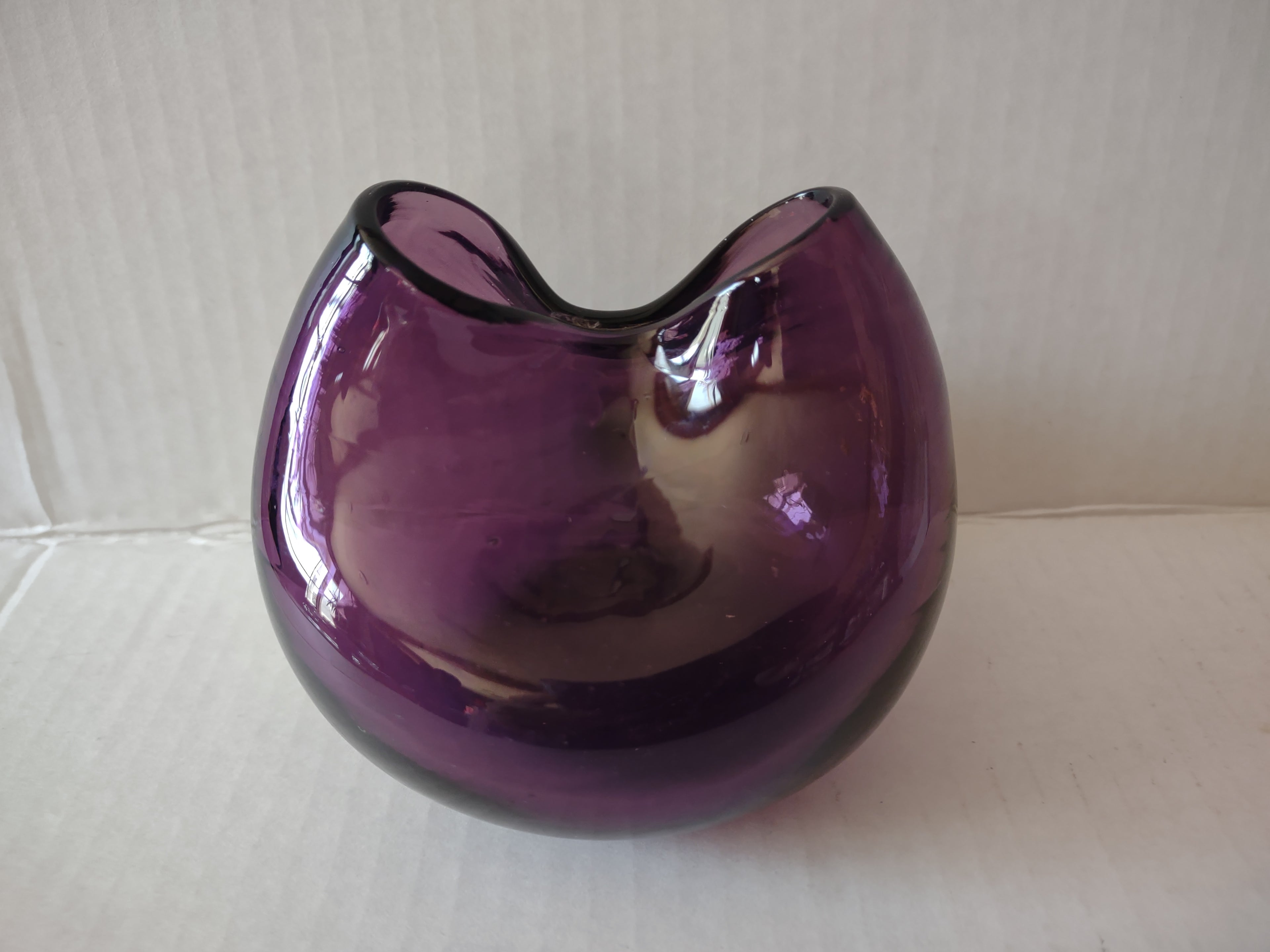 Vintage Blown Two Flower Vase Amethyst Purple 3" Tall MCM (lot 5394)