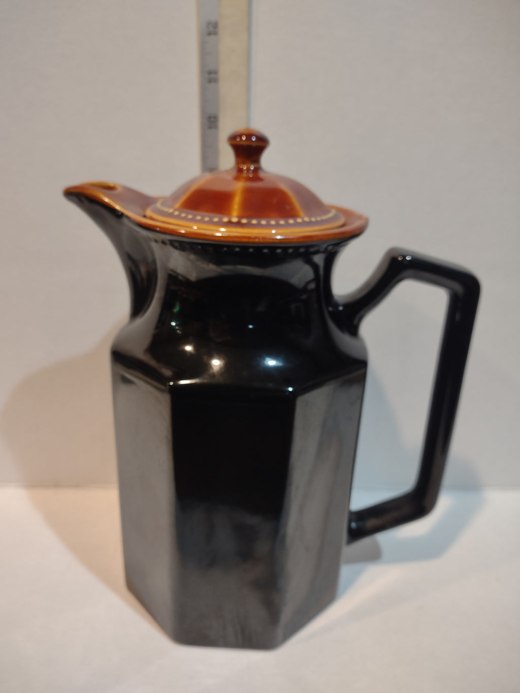 Vintage MCM Ironstone Amber Octagon Pitcher Brown Cabin Rustic USA (lot 5011)