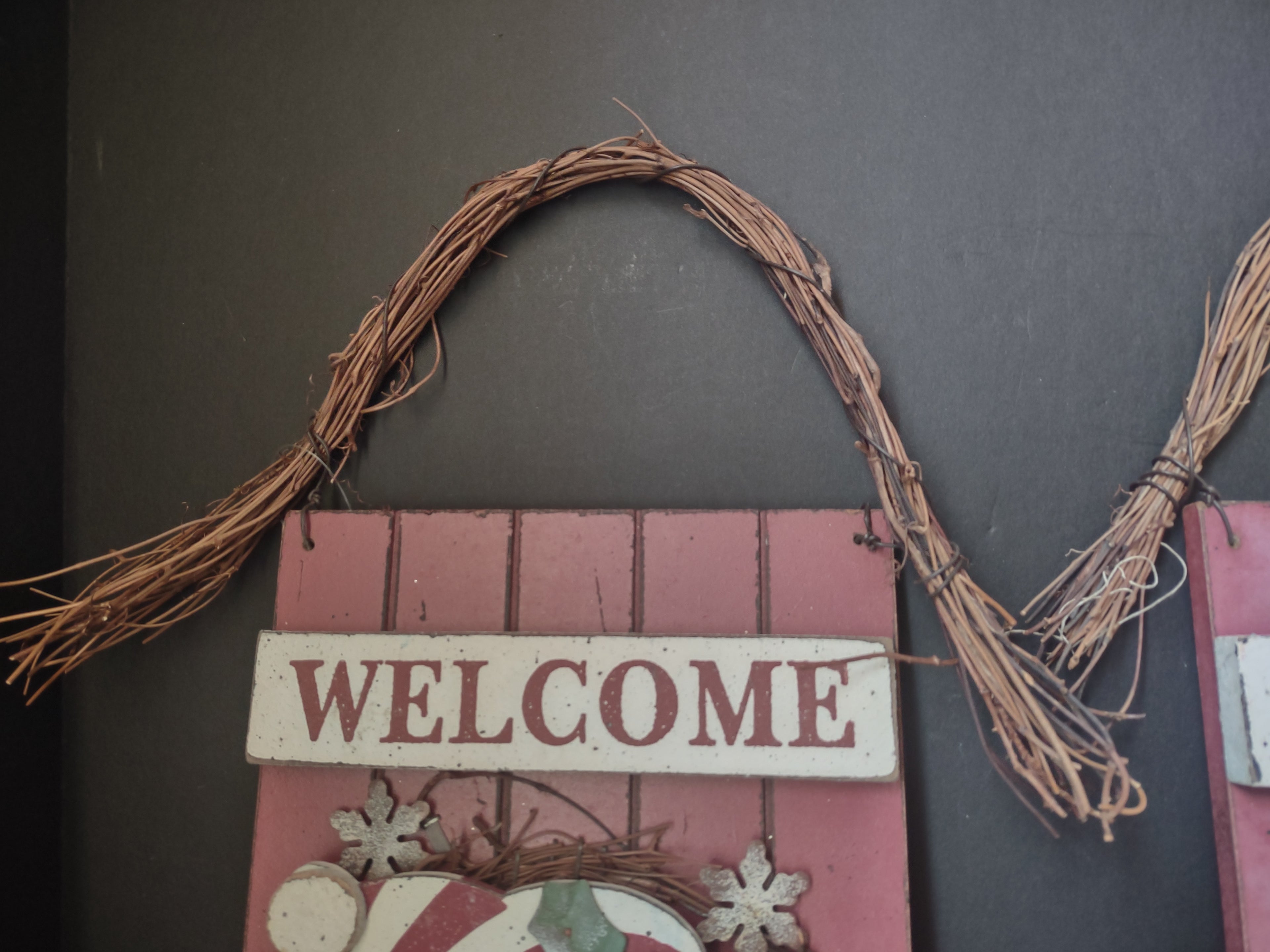 Set of 2 Christmas Welcome Snowman Signs Rustic Primitive (lot 1731)