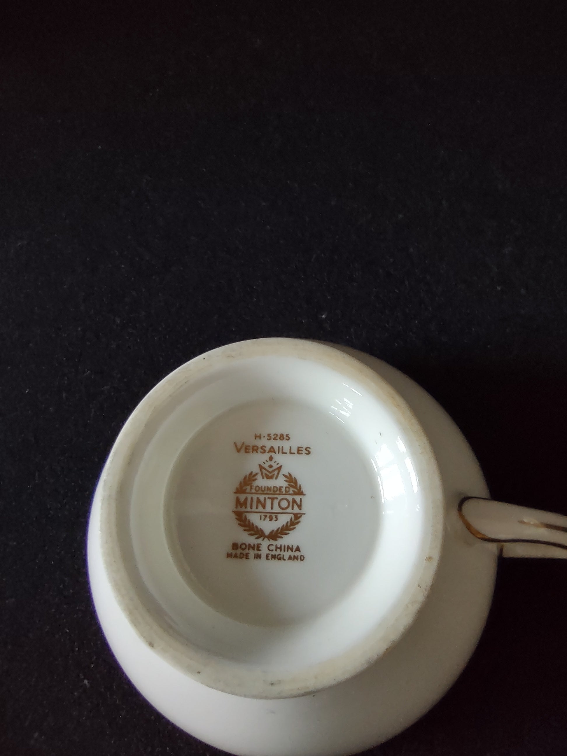 Vintage Minton Versailles Tea Cup Saucer Bone China Blue Gold (Lot 5468)