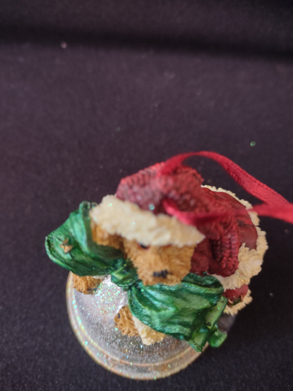 Vintage Christmas 2004 Bearstone Santa Bear Bell (Lot 4129)