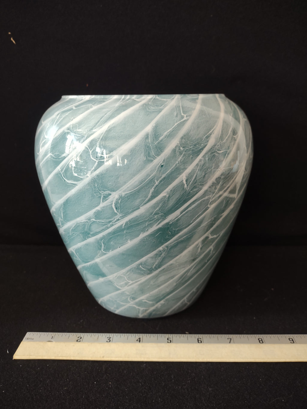 Vintage Turquoise White Swirl Glass Vase (Lot 3819)