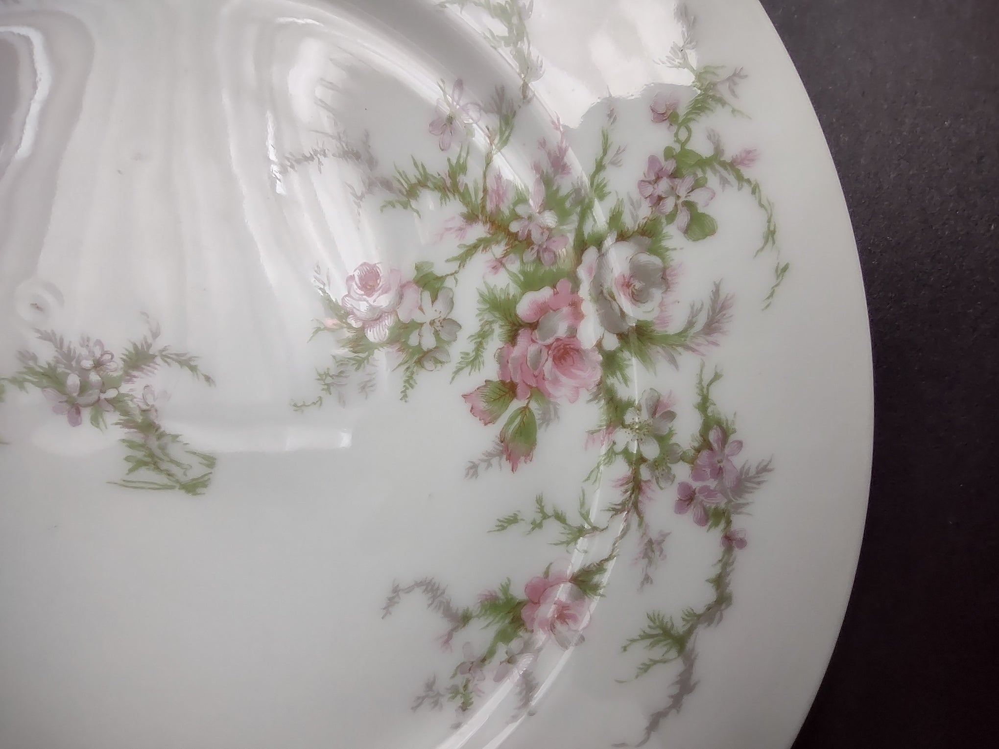 Haviland Limoges 2 x Dessert/Salad Plate Pink White Cabbage Rose Moss (lot 903)