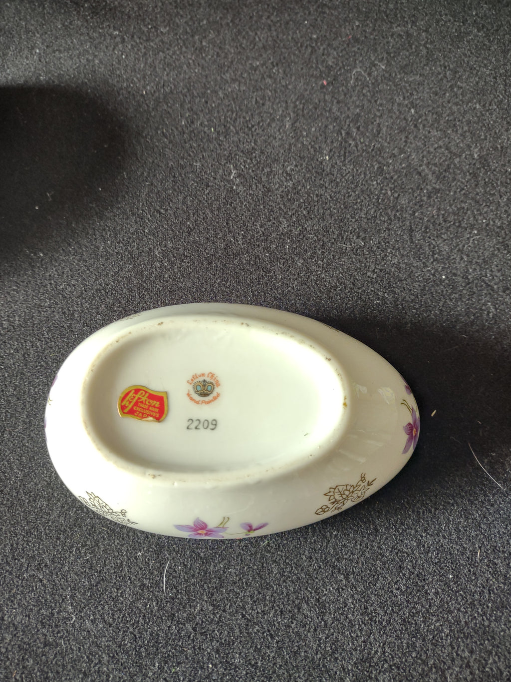 Vintage Lefton China Porcelain Egg Trinket Box Violet Floral Gold Trim (Lot 5069