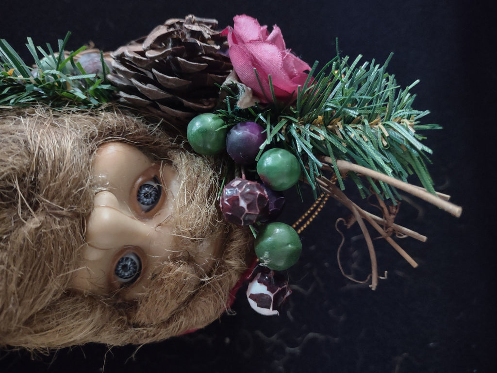 Primitive Rustic Christmas Old World St. Nicholas Wall Door Decoration (Lot 4517