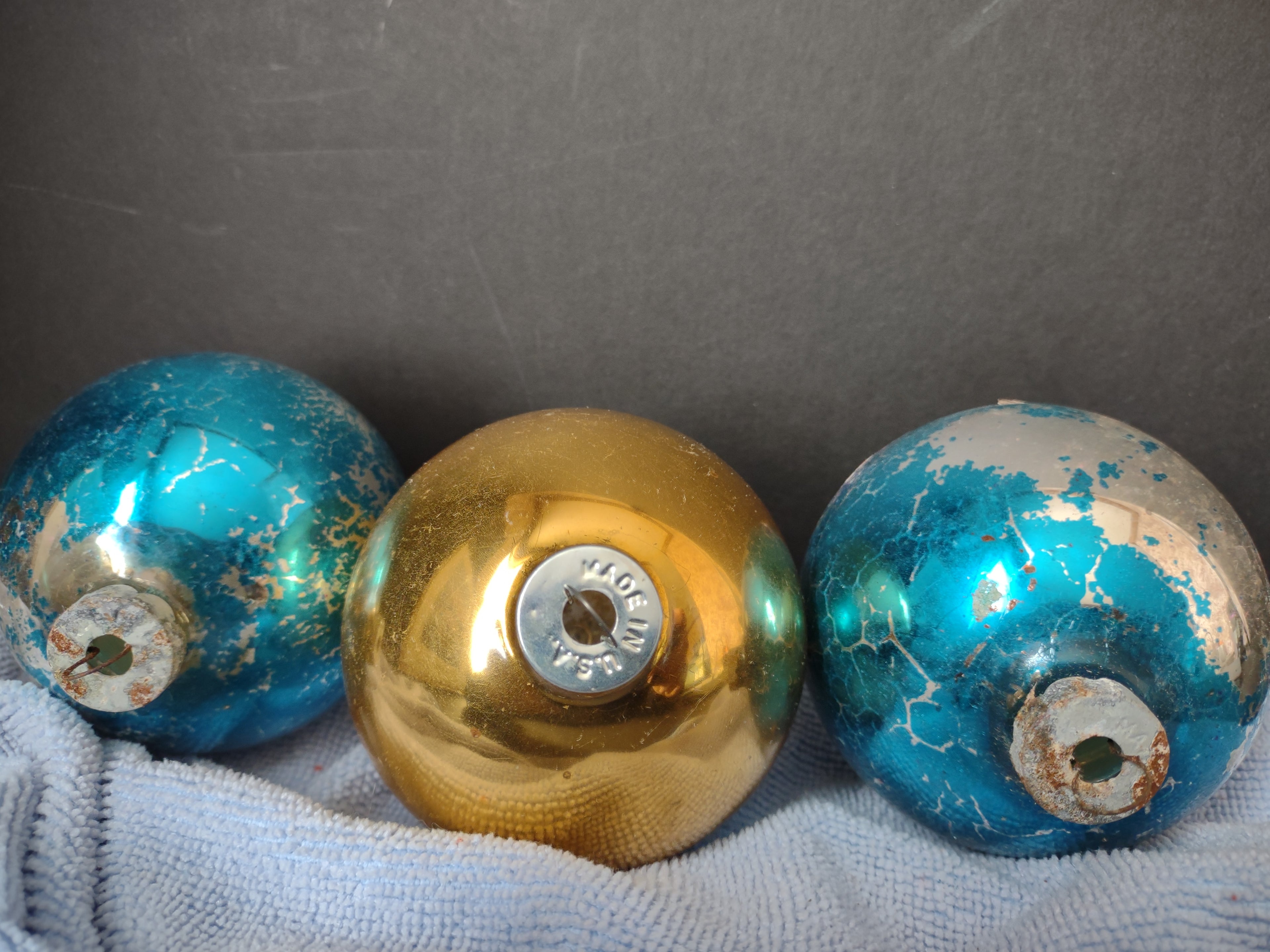 Vintage Christmas Ornament Bulb x 3 Shiny Brite 3" IMERFECT (lot 3448)