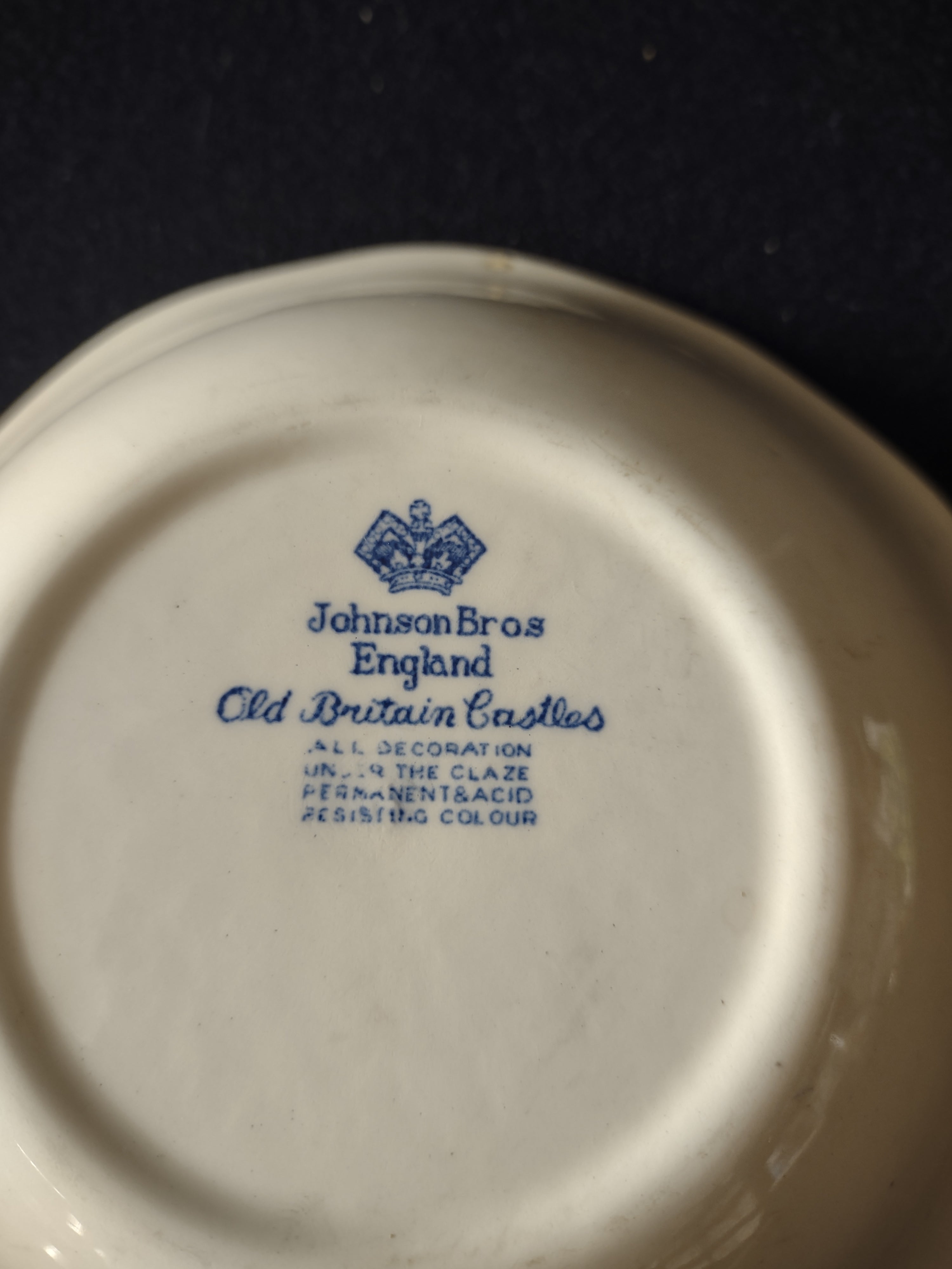 Vintage Johnson Brothers Fruit Dessert Bowl Old Britain Castles Blue (Lot 5590)