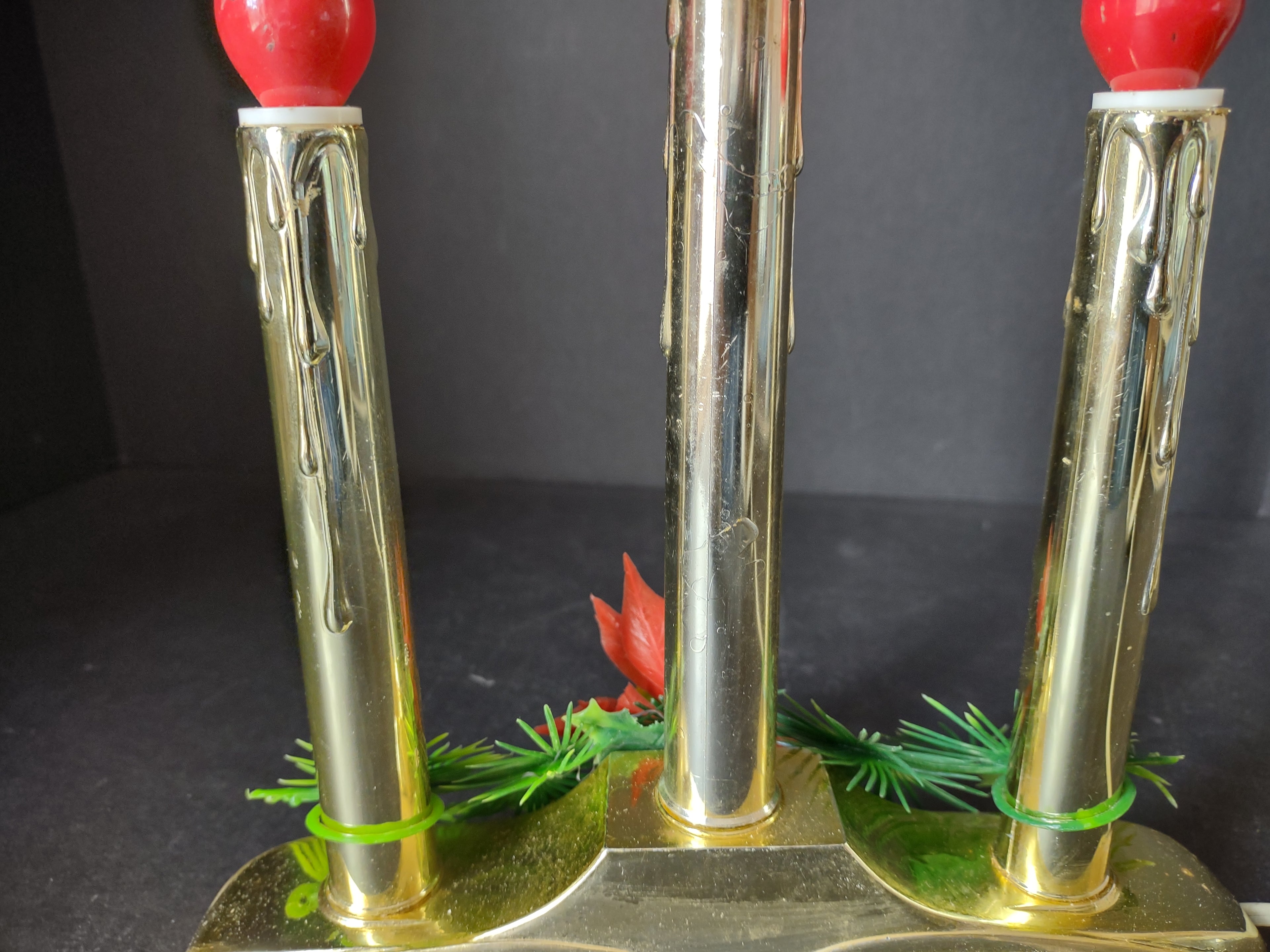 Vintage Candelabra Electric Drip Candle Christmas Golden 3 Lights (lot 2344)