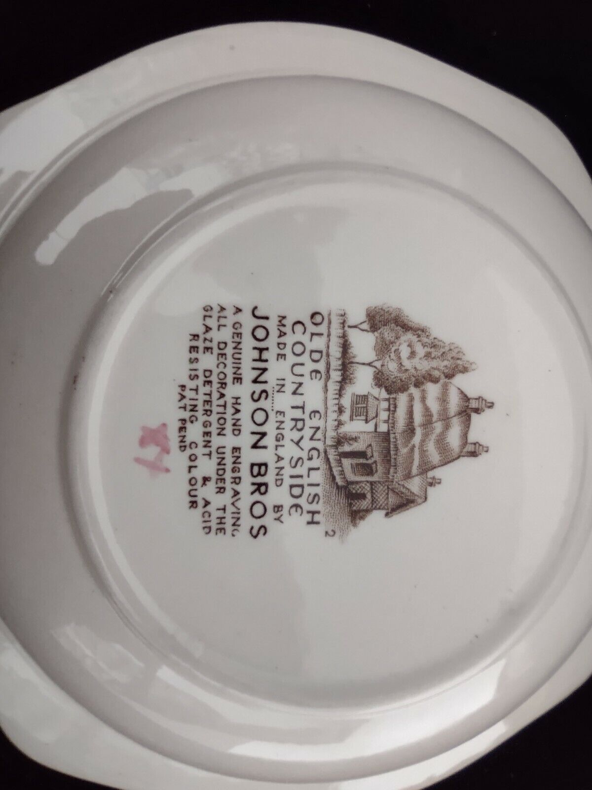 Vintage Johnson Bros Olde English Countryside Serving Bowl Brown (lot 5527)