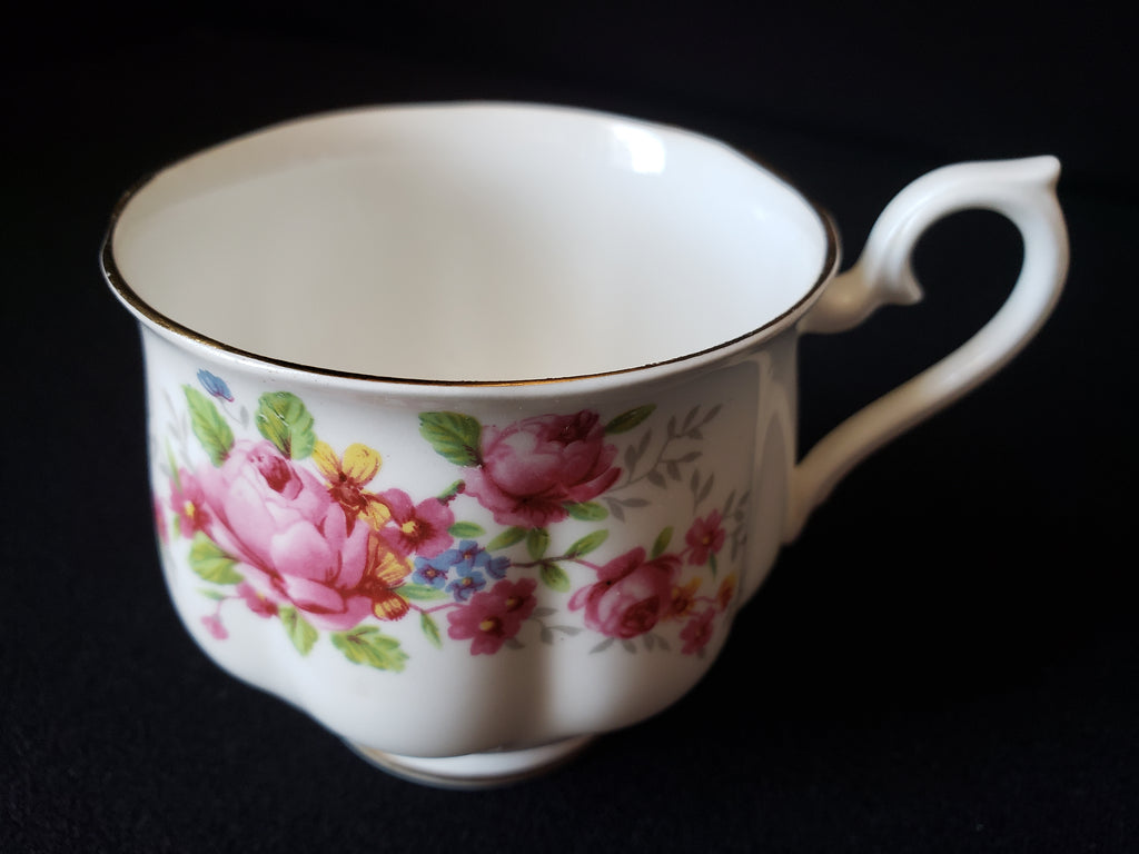 Vintage Royal Albert Rose Bouquet Saucer ONLY (lot 2034)