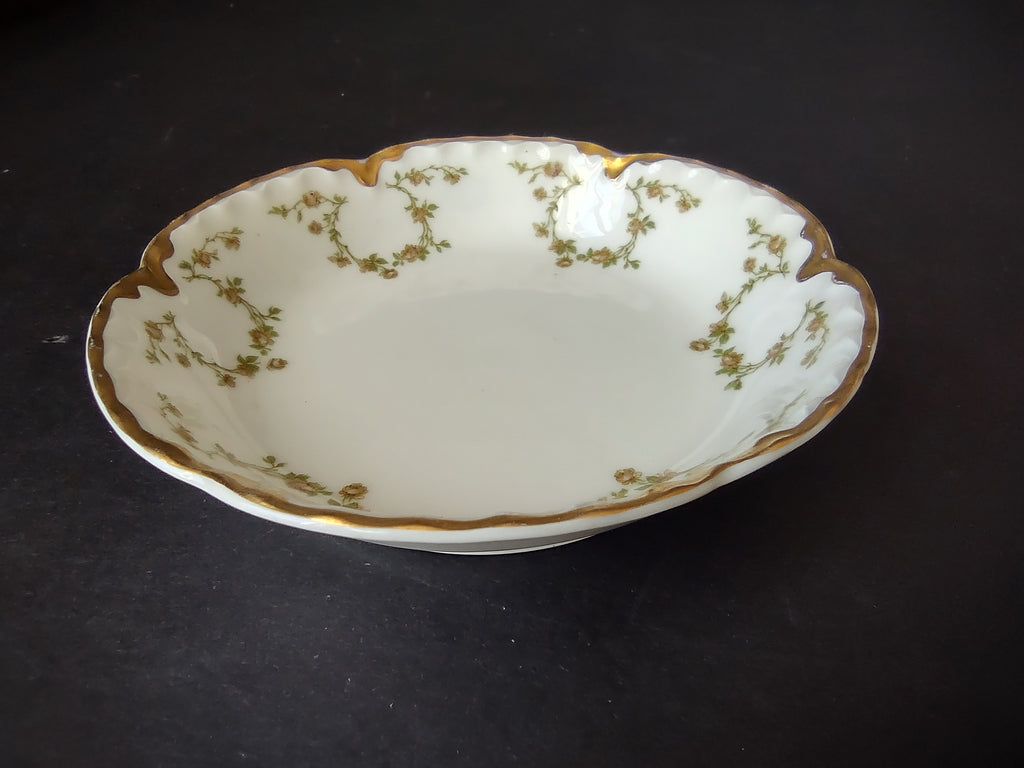 Haviland Limoges French 5" Cranberry Bowl Green Gold Trim (lot 1118)