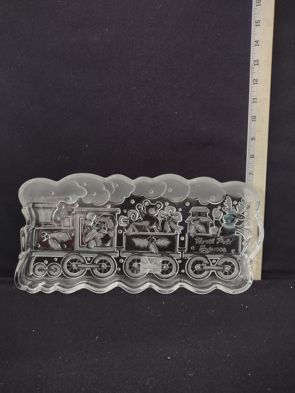Vintage Christmas Gorham Santa North Pole Express Crystal Server (Lot 3759)