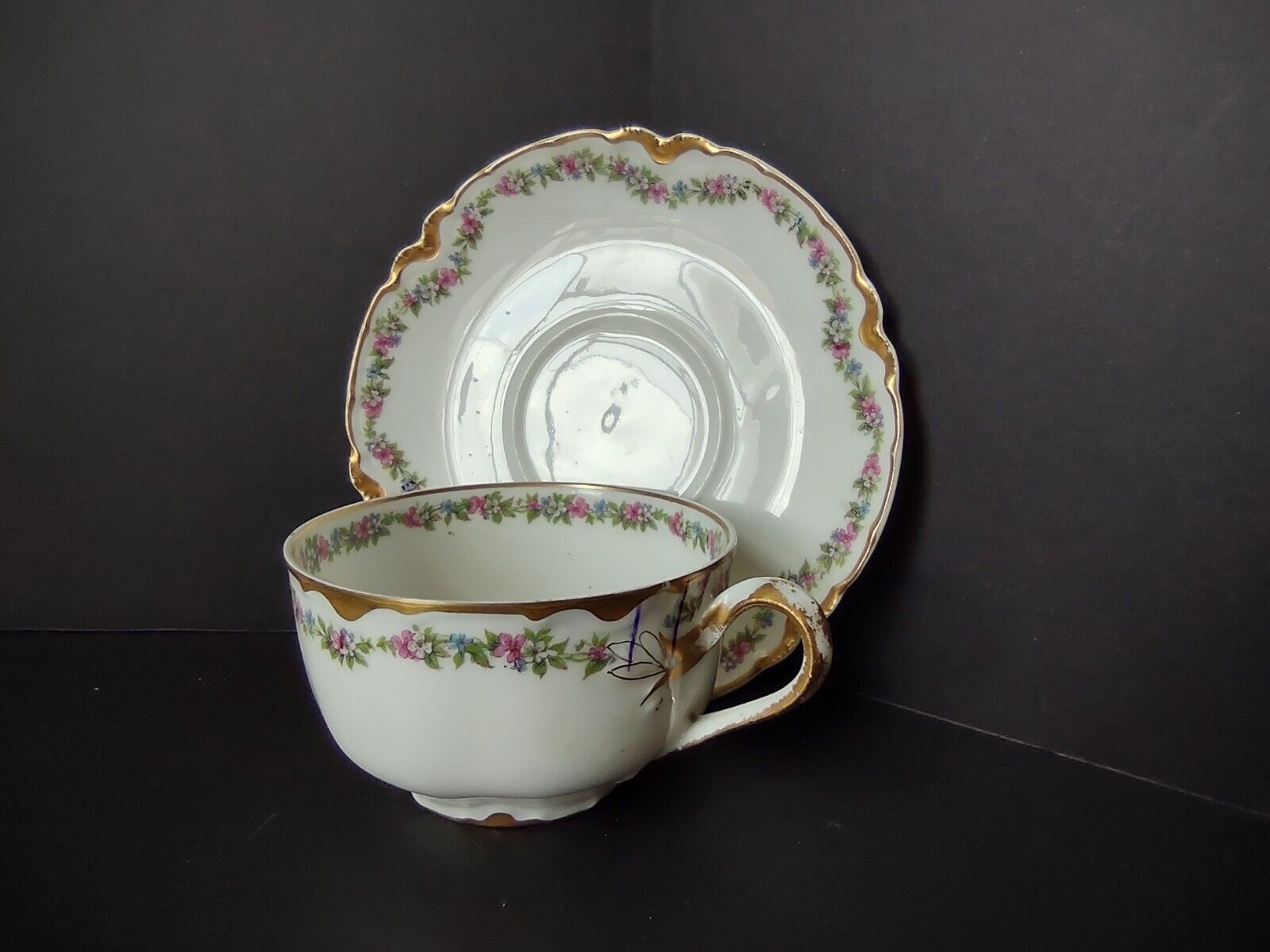 Haviland Limoges Gold Trim Pink Flower Garland Teacup & Saucer IMPERFECT lot 707