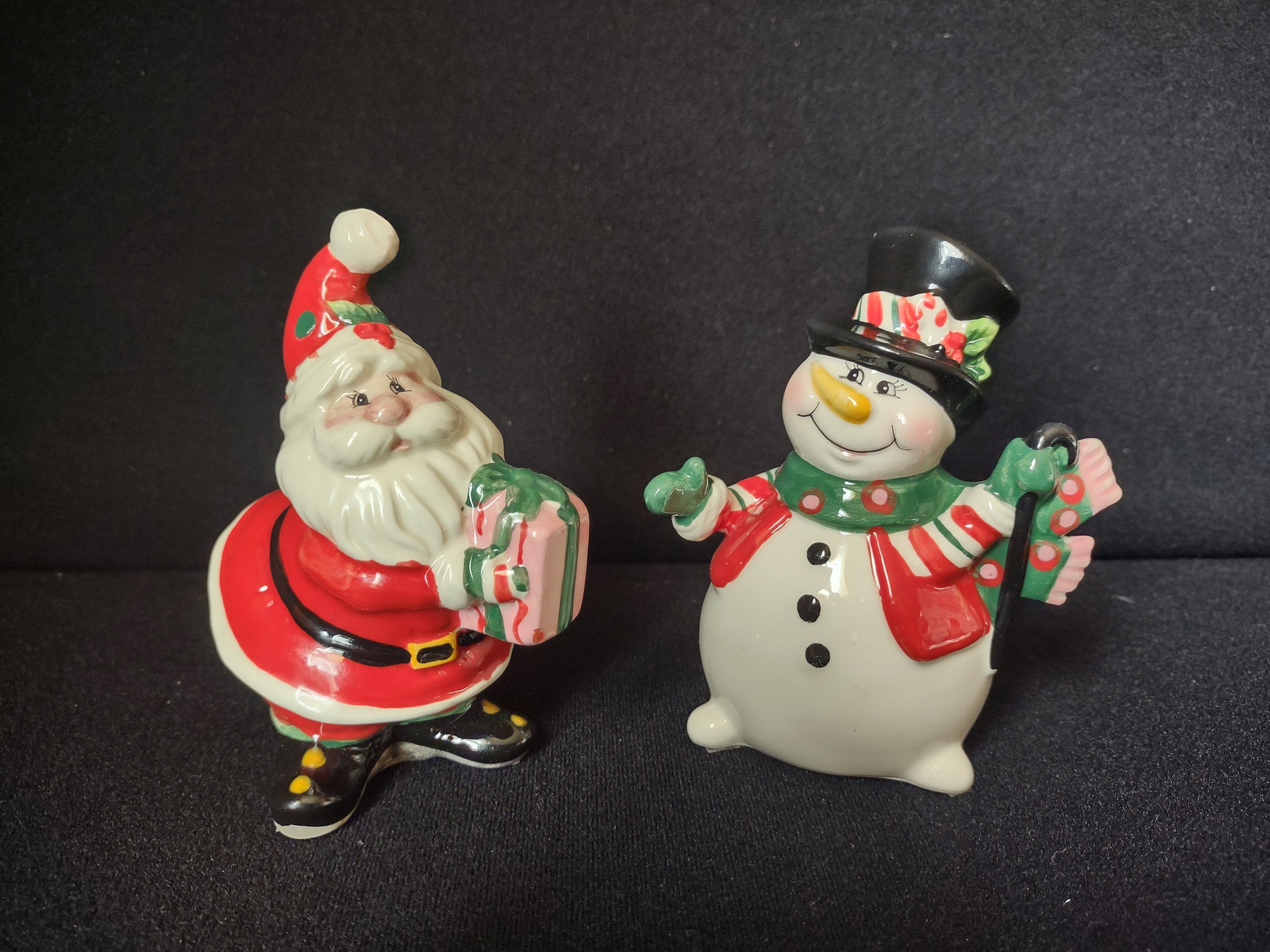 Fitz and Floyd Sweet Holiday Christmas Salt Pepper Shaker (lot 1530)