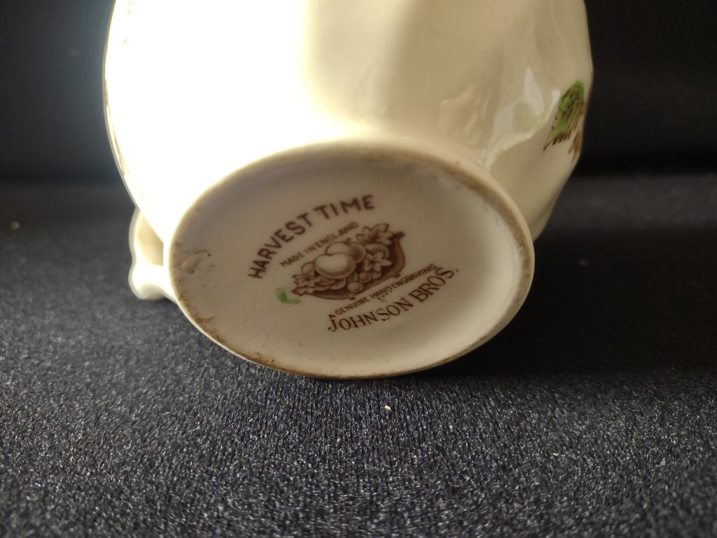 Vintage Johnson Bros Harvest Time Ironstone England Creamer CRAZING (lot 5627)