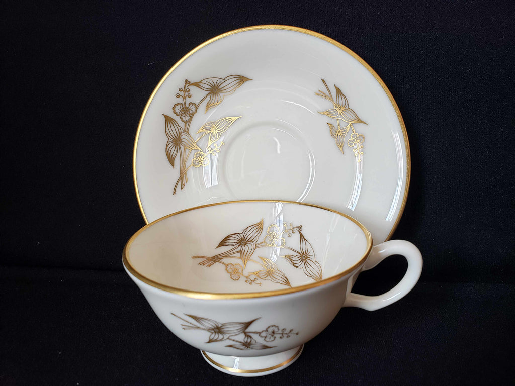 Vintage Lenox Arrowhead T-422 Tea Cup with Saucer (lot 1931)