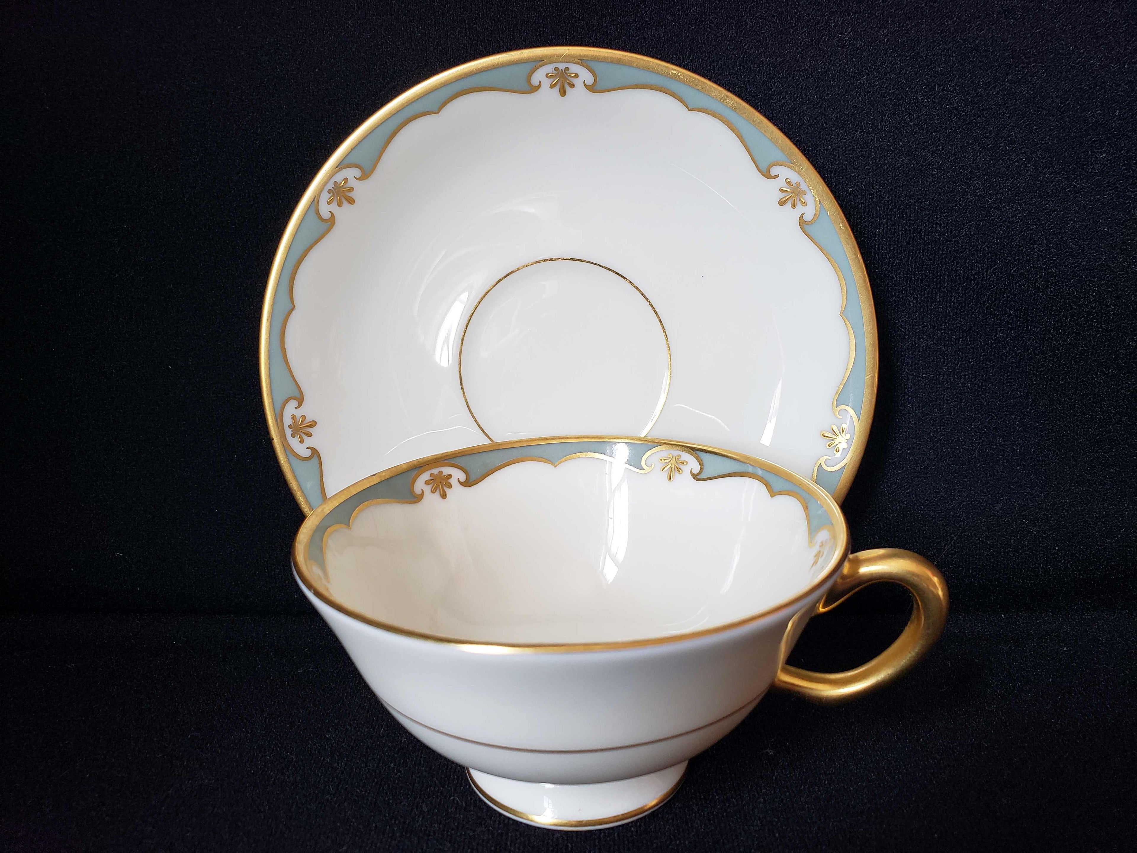 Vintage Lenox Meredith F-505 Tea Cup with Saucer (lot 1927)