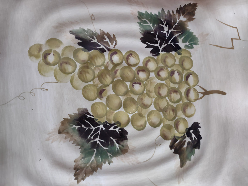 Cabernet Hand Painted Grape 11" Italian Style Square Dinner Plate x 4 (Lot 5248)