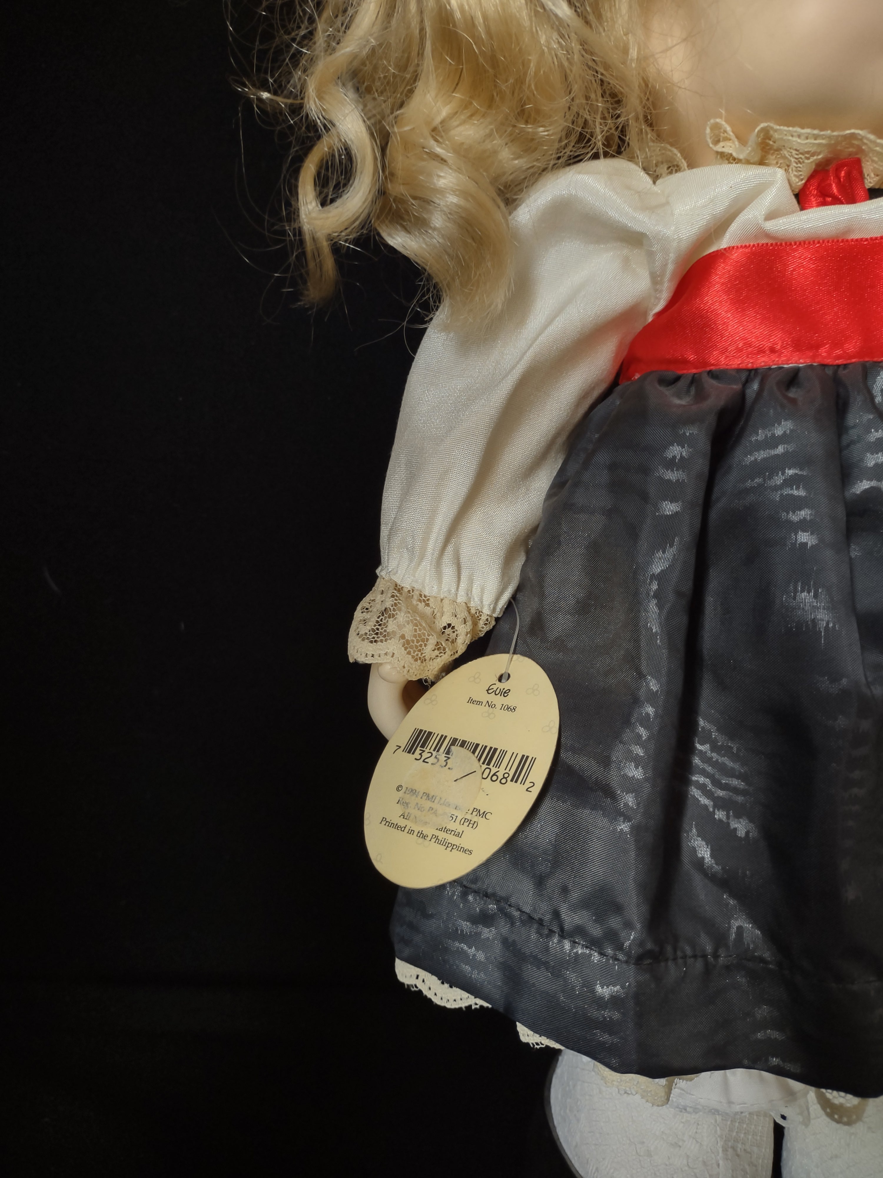 Set 3 Vintage Christmas Precious Moments Dolls Holly Evie (lot 2315)