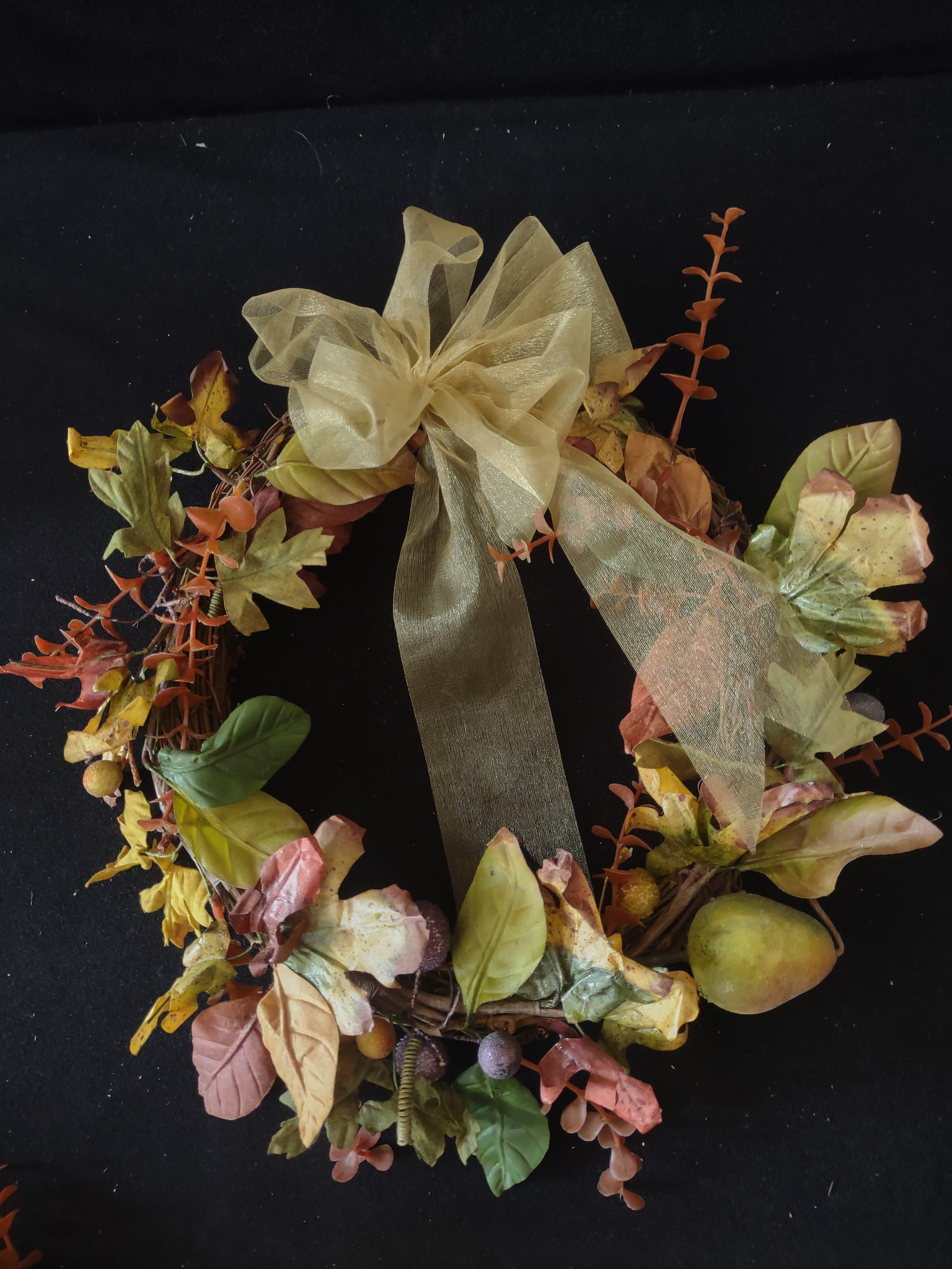 Vintage Rustic Thanksgiving/Fall Grapevine Leaf Berry Wreath x 3 (Lot 3459)