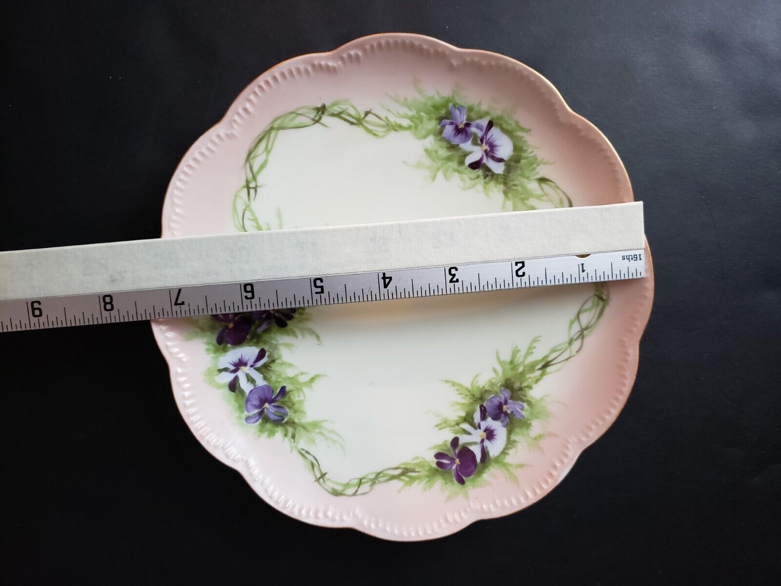 Haviland Limoges Raised Edge Pansy Trim Pink Dessert Plate (lot 648)