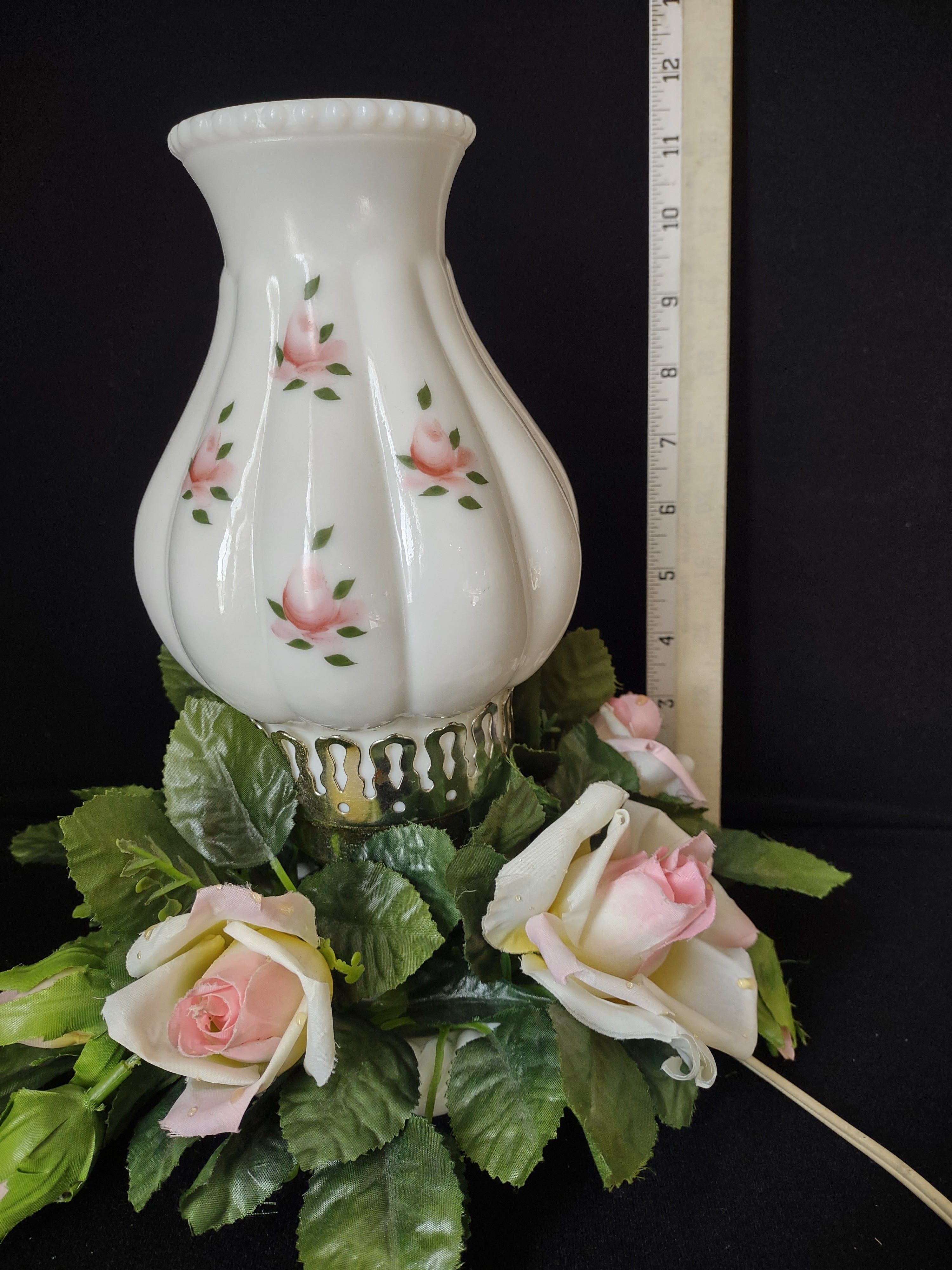 Vintage Milk Glass Hurricane Lamp Roses Floral (2518c)