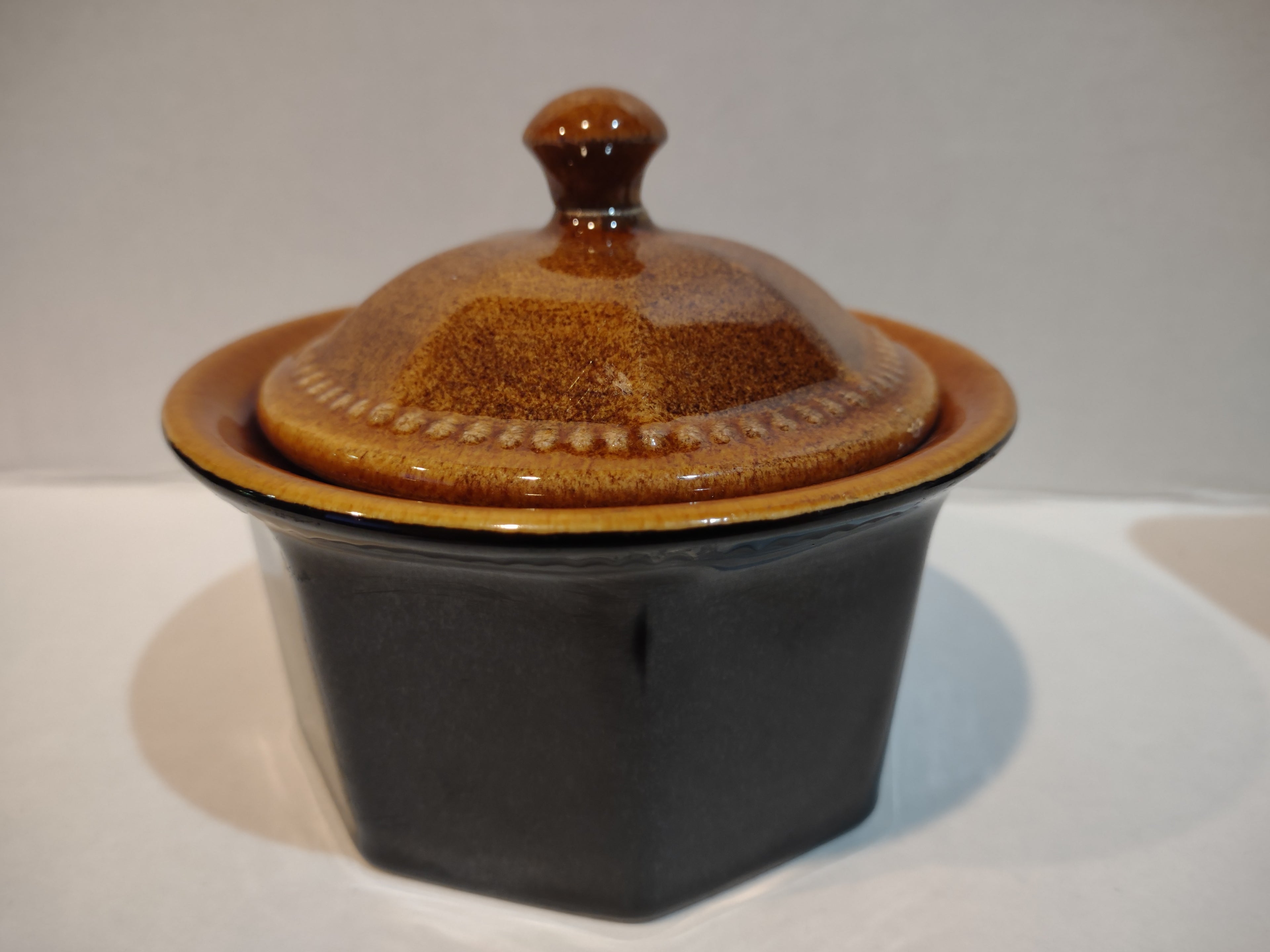 Vintage MCM Ironstone Amber Octagon Sugar Bowl Creamer Rustic USA (lot 5010)
