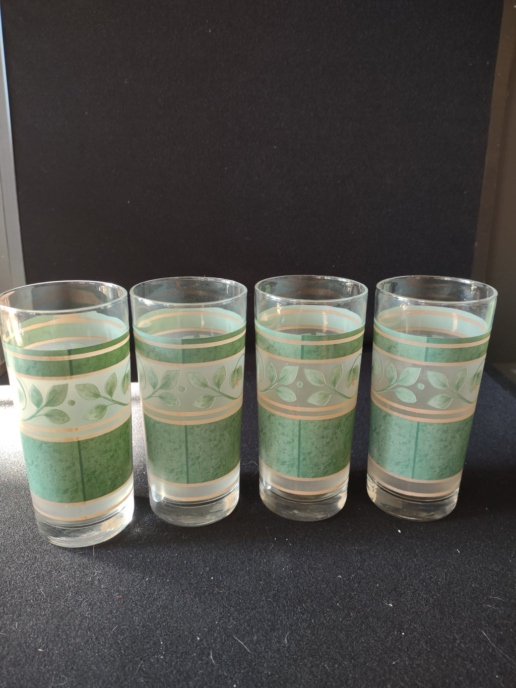 Vintage Pfaltzgraff French Quarter Glass Tumblers Pink Green Set Of 4 (Lot 5095